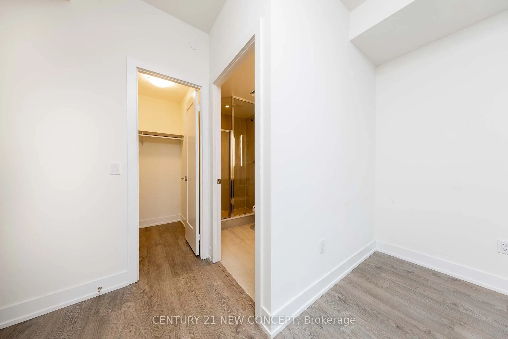5 Mabelle Avenue #4228