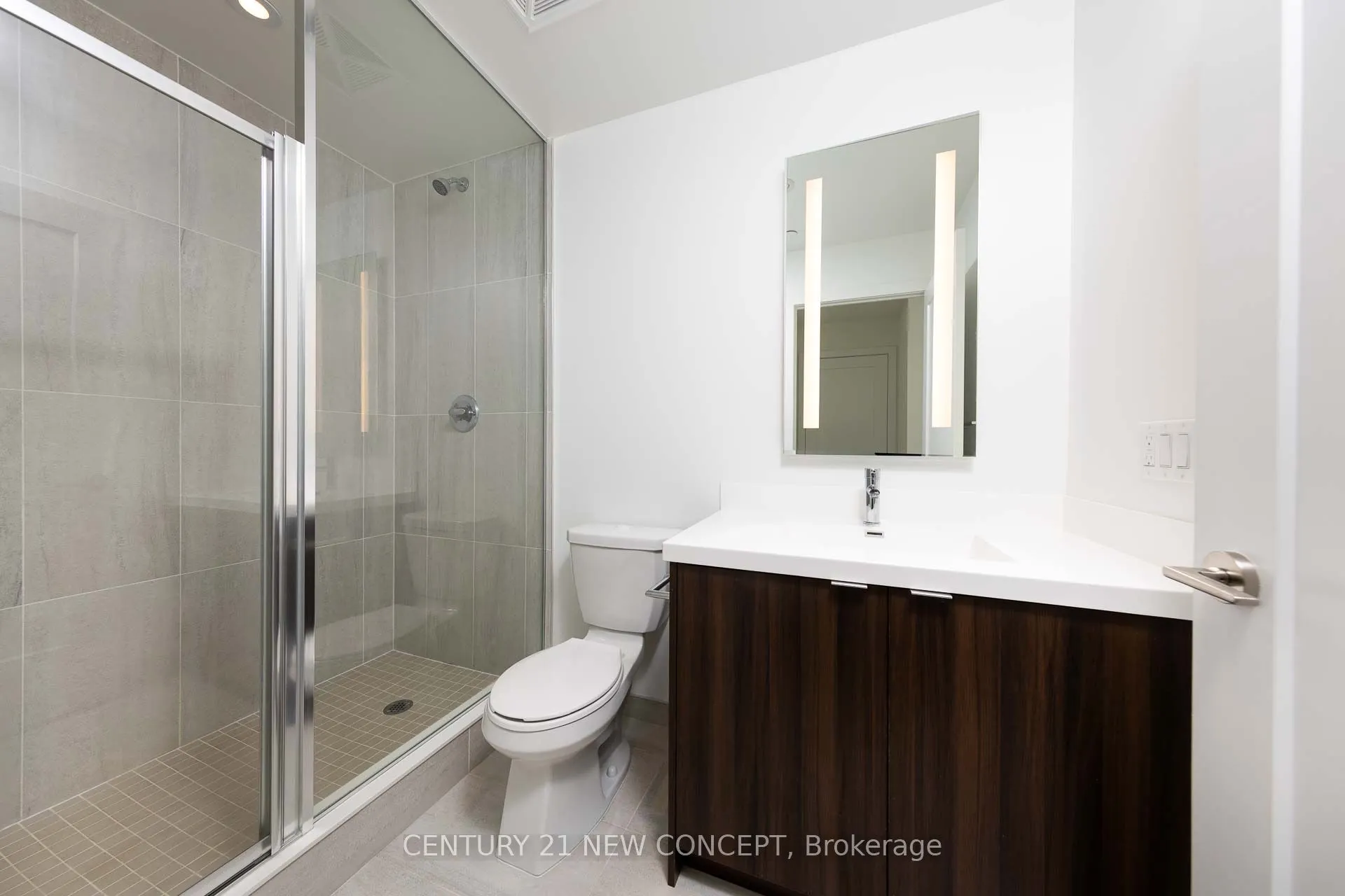 5 Mabelle Avenue #4228