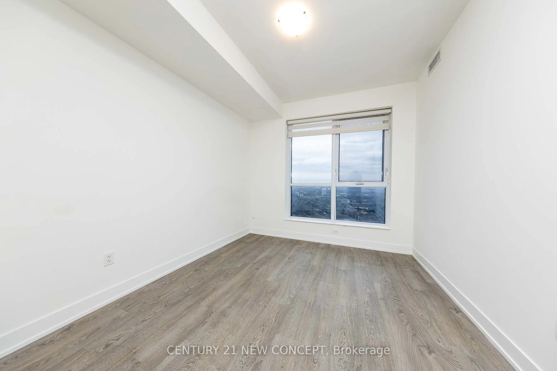 5 Mabelle Avenue #4228