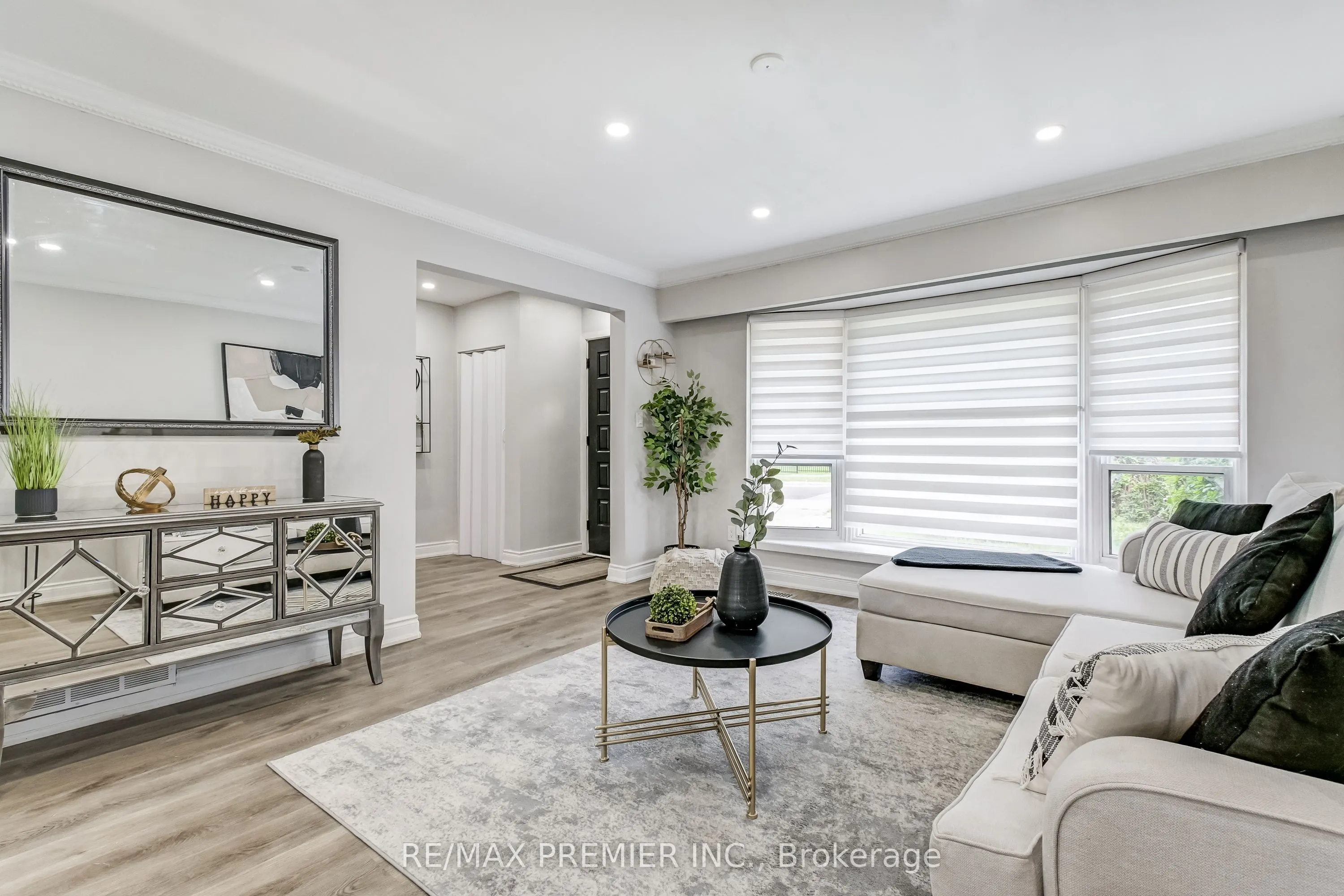 28 Navenby Crescent