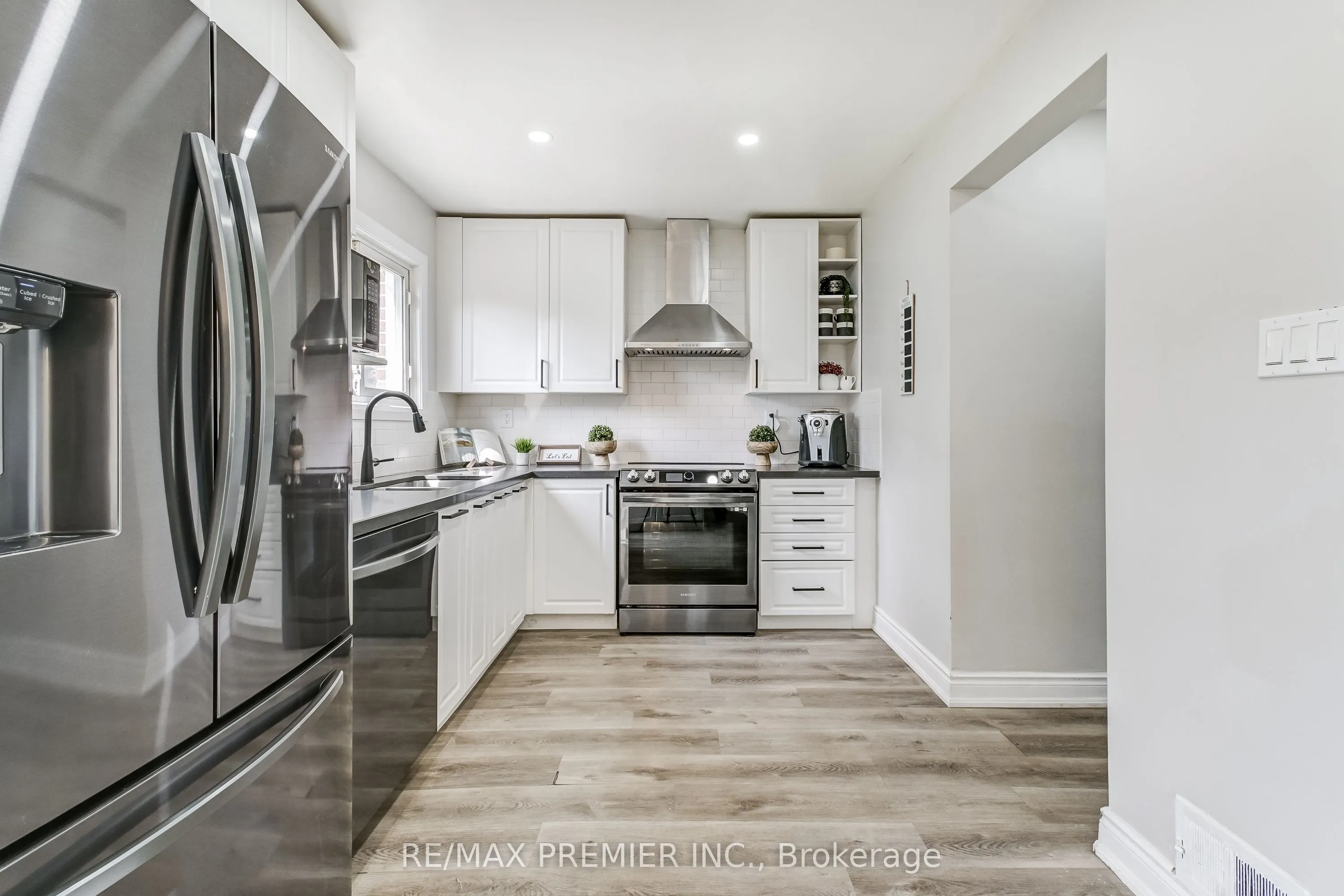 28 Navenby Crescent