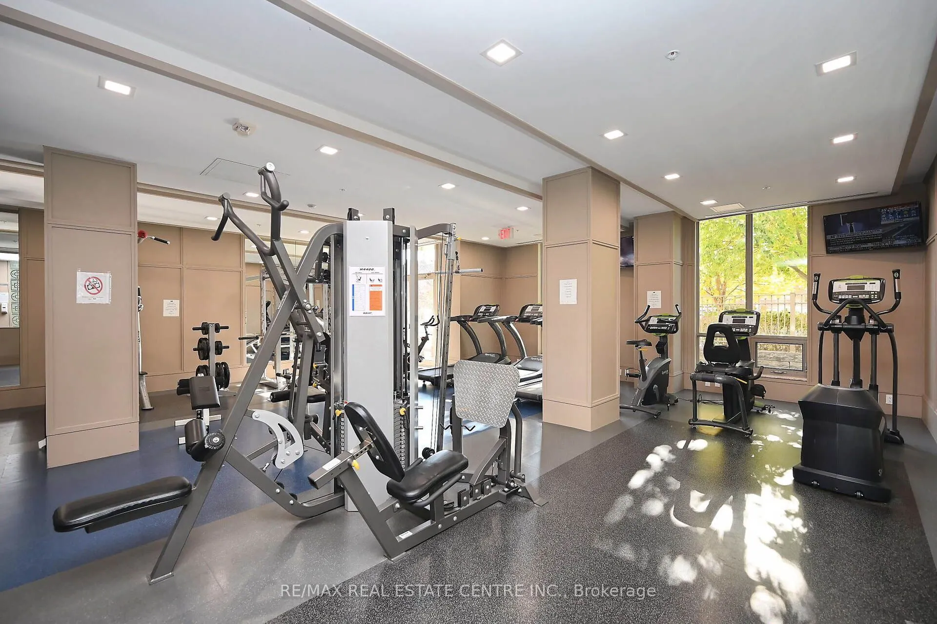 2480 Prince Michael Drive, #414