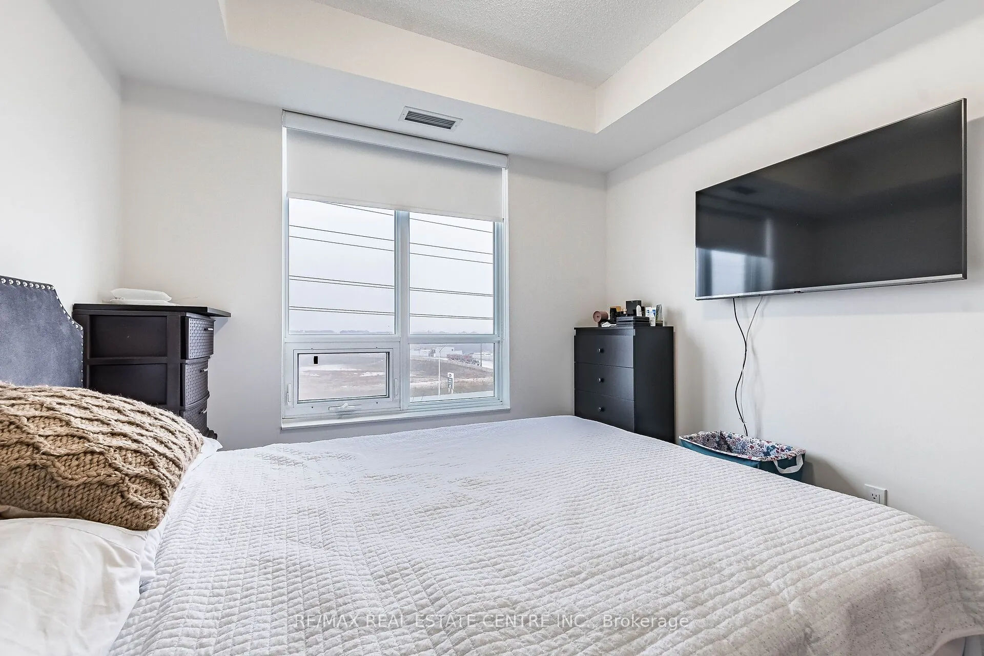 2480 Prince Michael Drive, #414