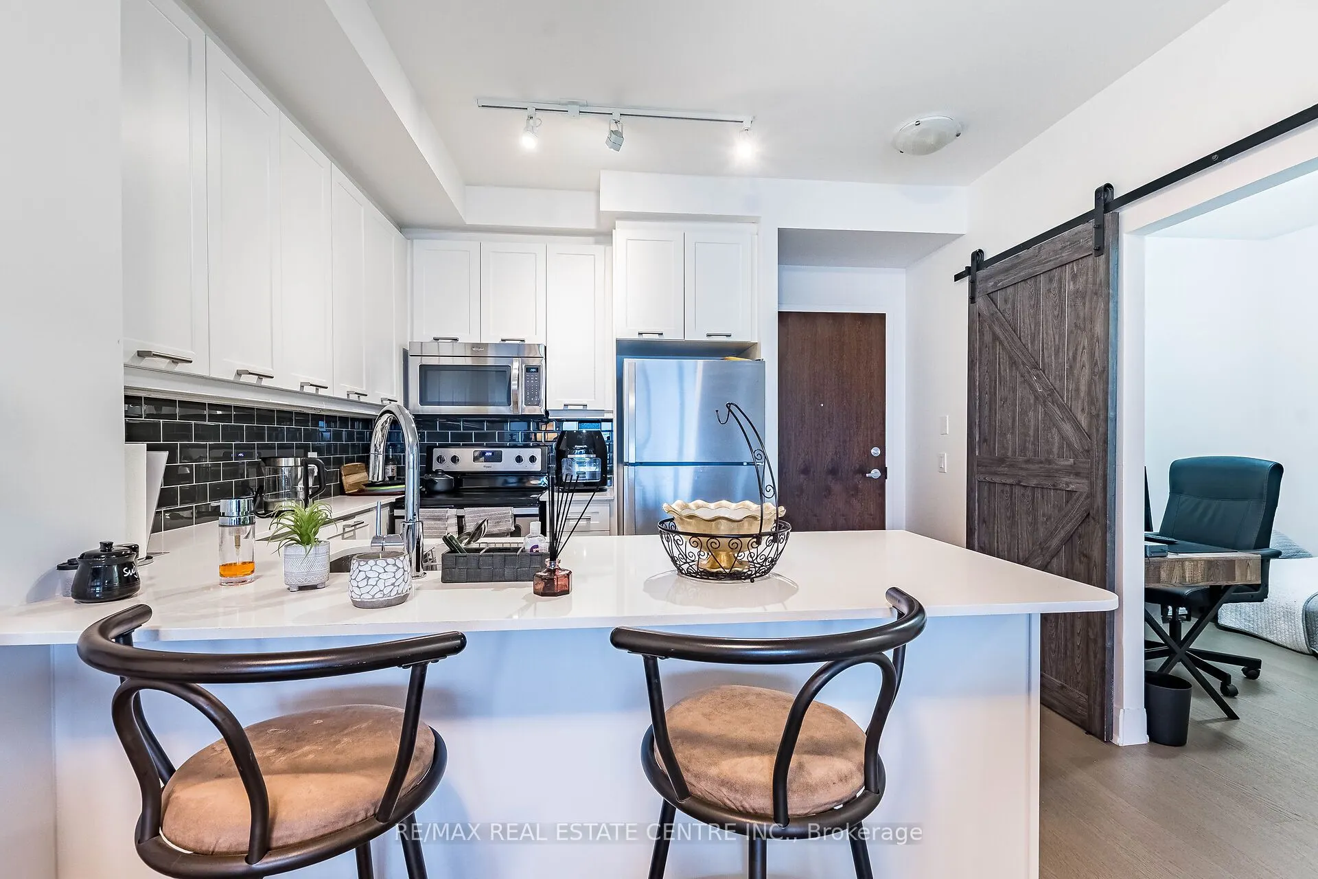 2480 Prince Michael Drive, #414