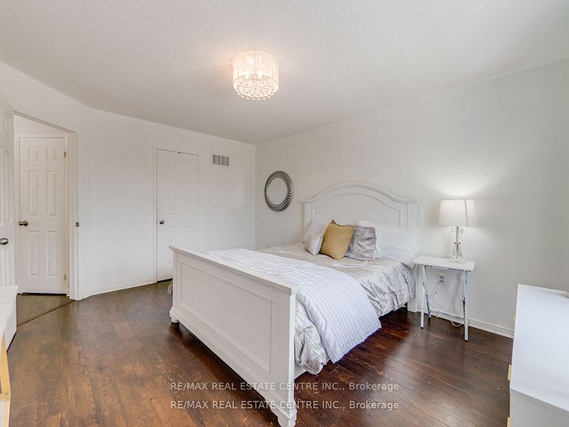 1306 Sandpiper Road