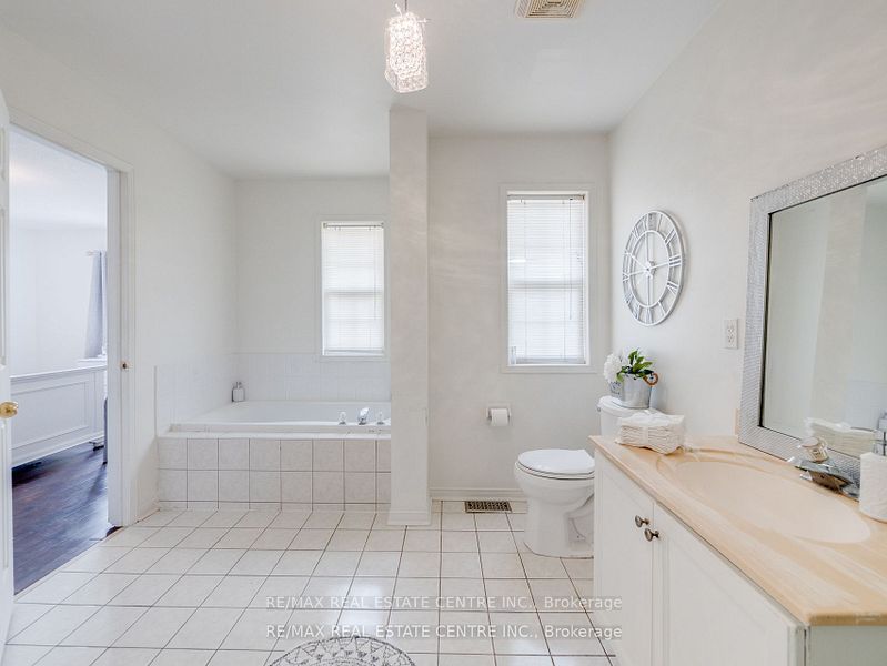 1306 Sandpiper Road