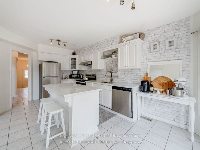 1306 Sandpiper Road
