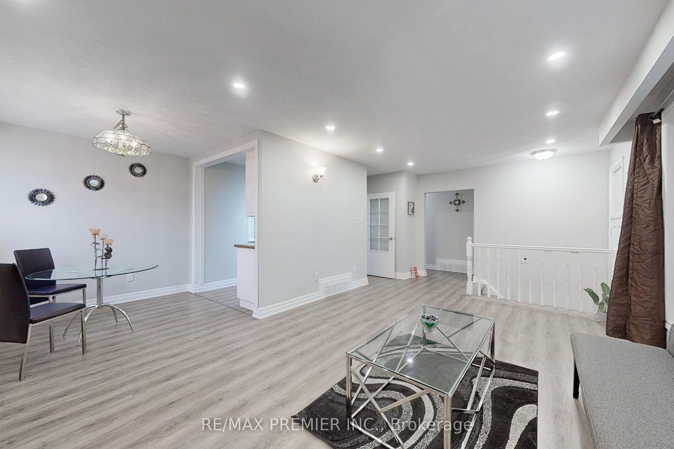 3 Gretna Drive