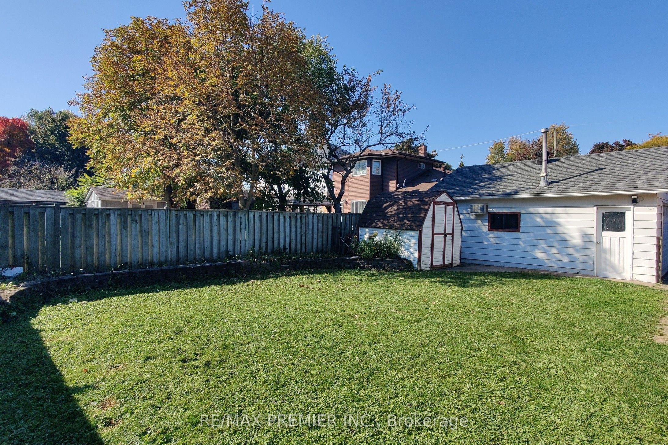 3 Gretna Drive