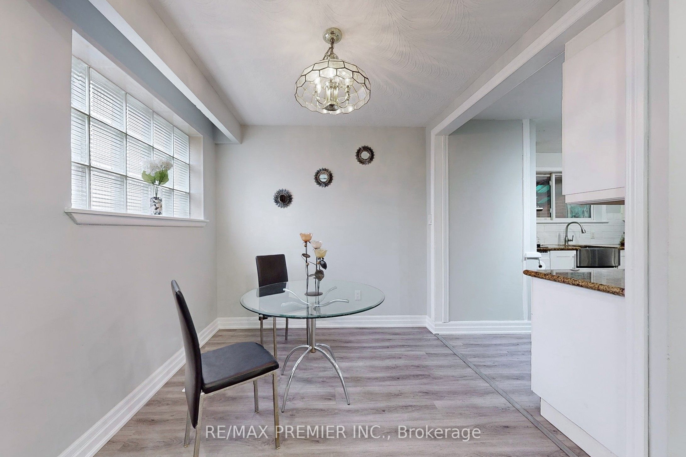 3 Gretna Drive
