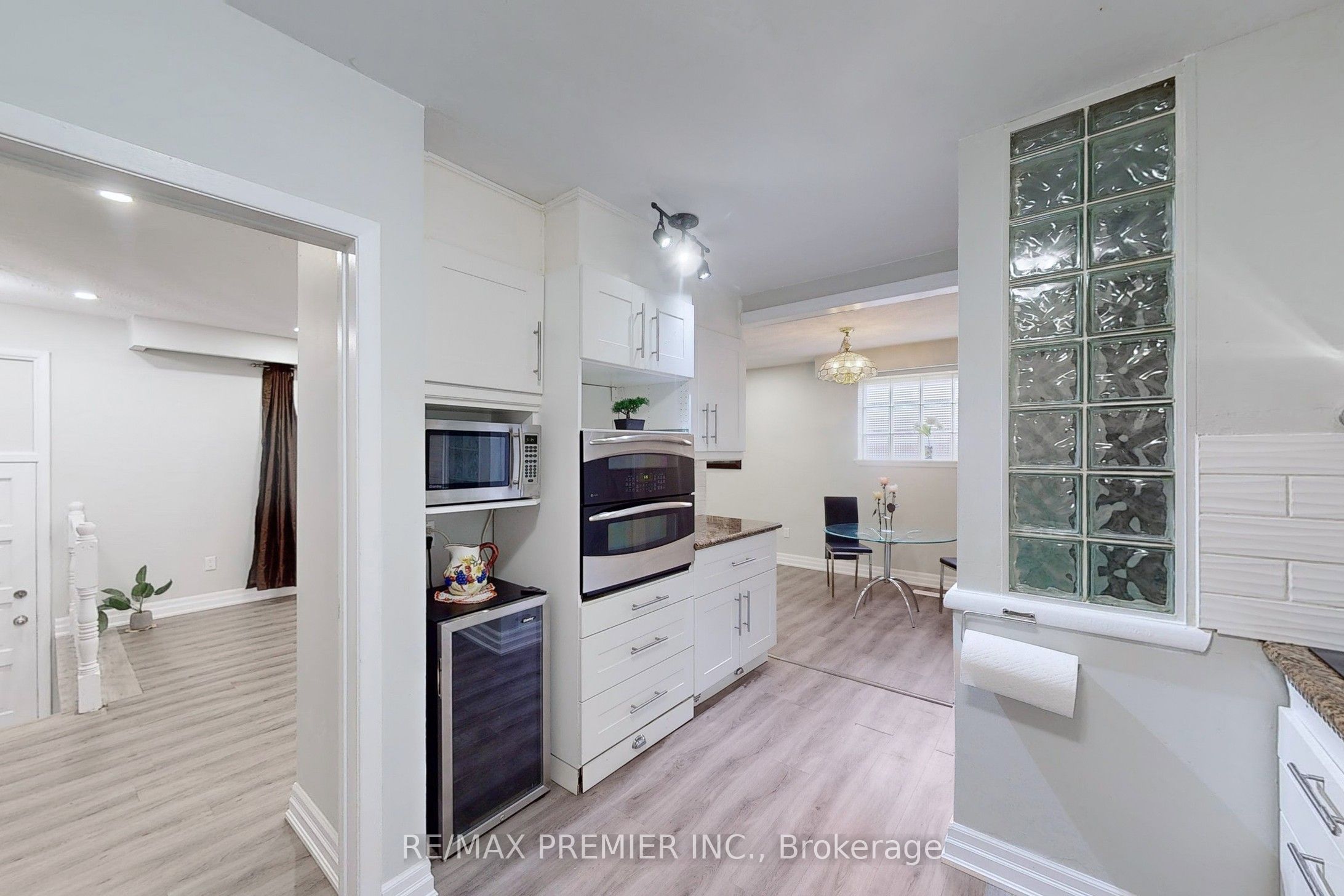 3 Gretna Drive