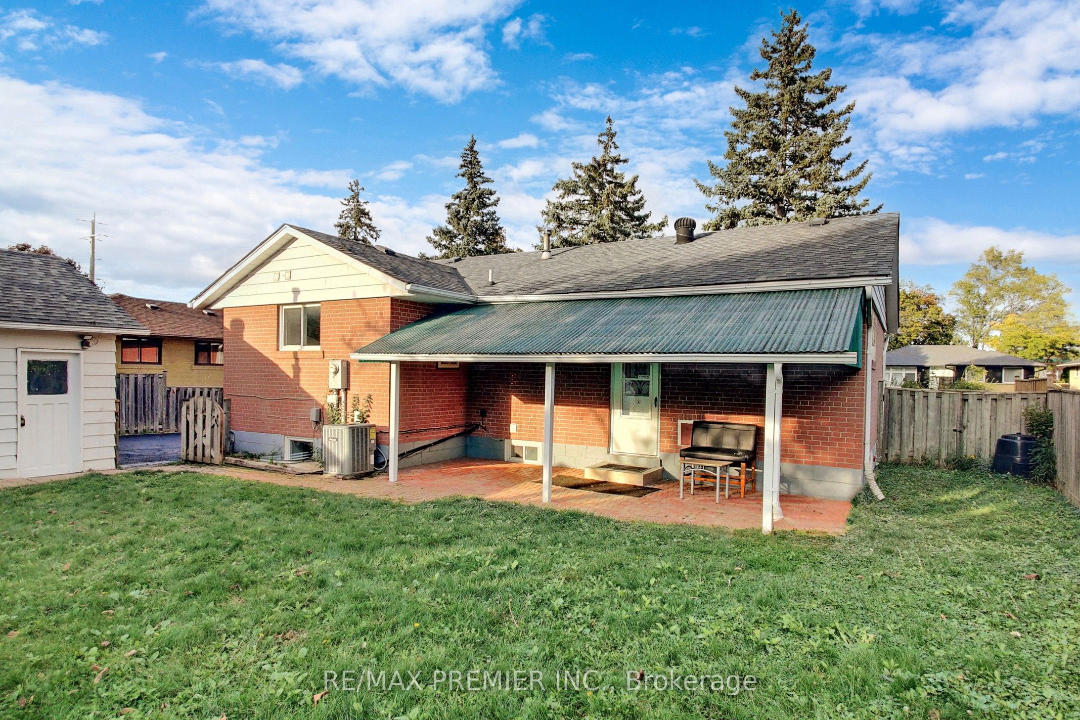 3 Gretna Drive