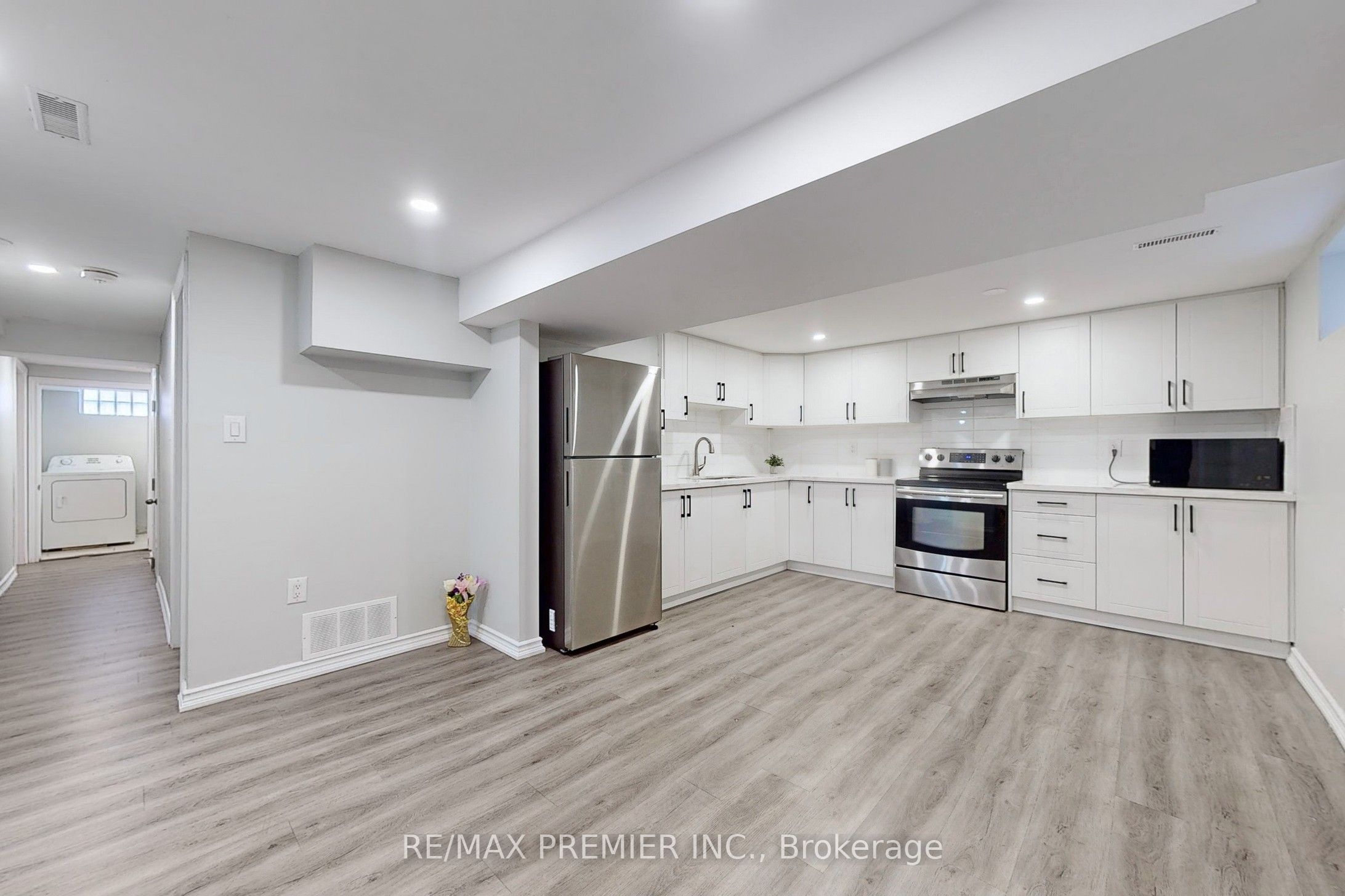 3 Gretna Drive