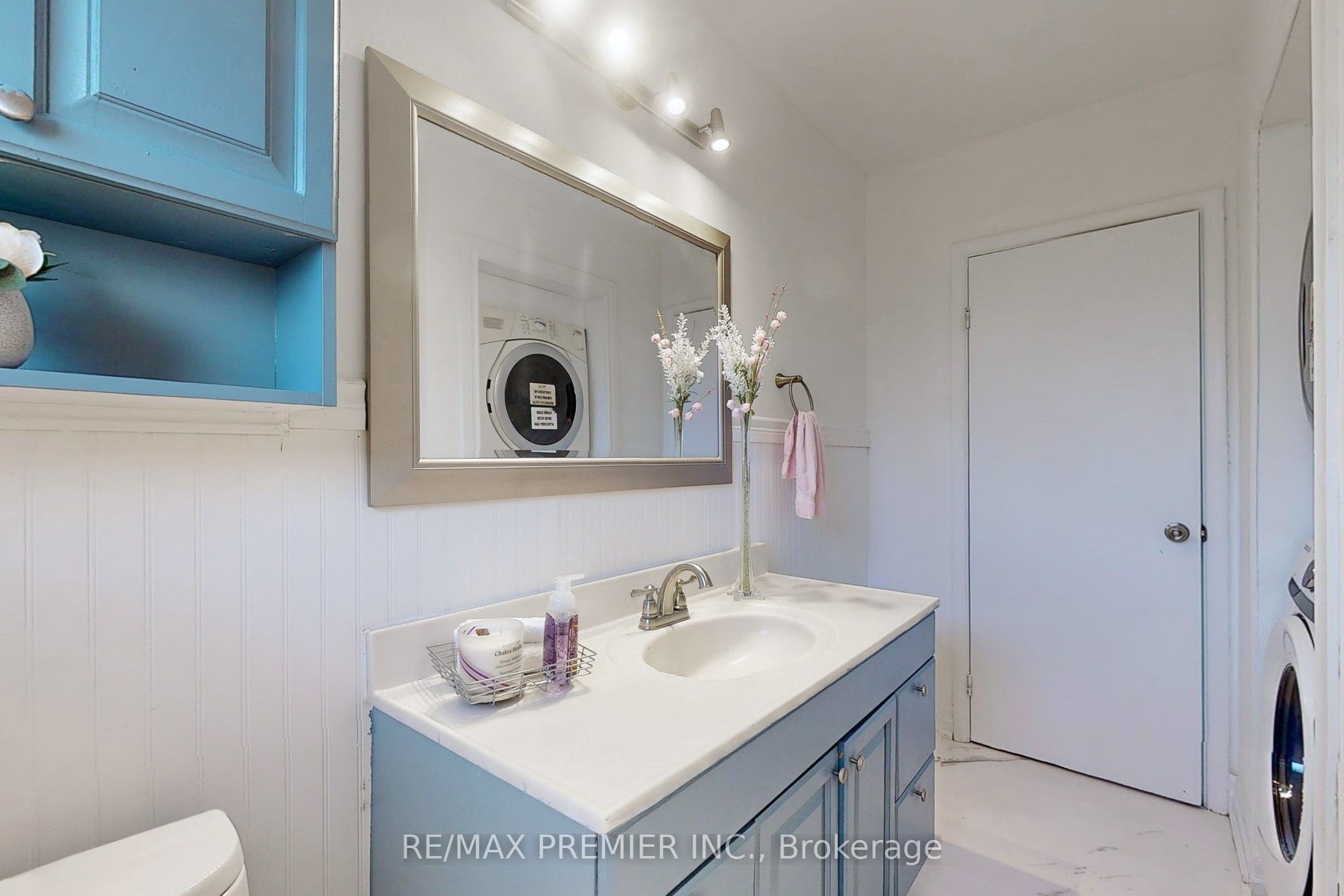 3 Gretna Drive