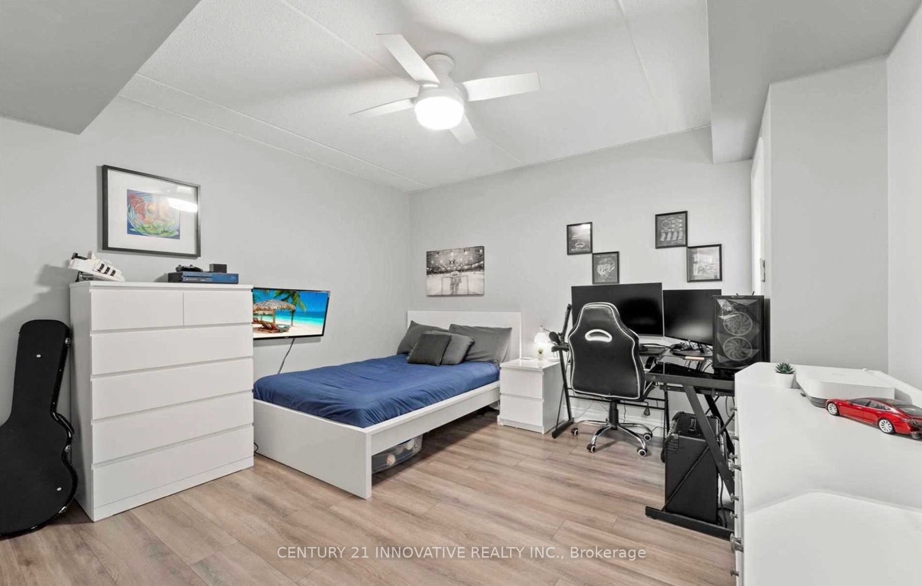 1491 Maple Avenue, #111