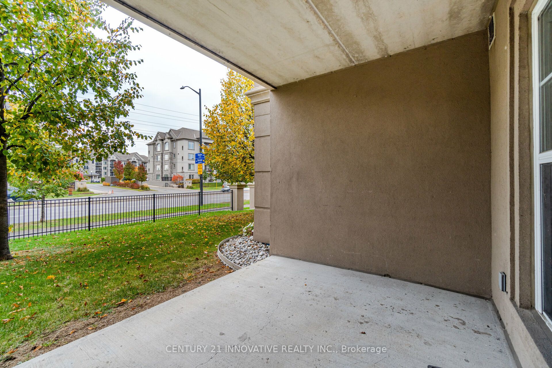 1491 Maple Avenue, #111