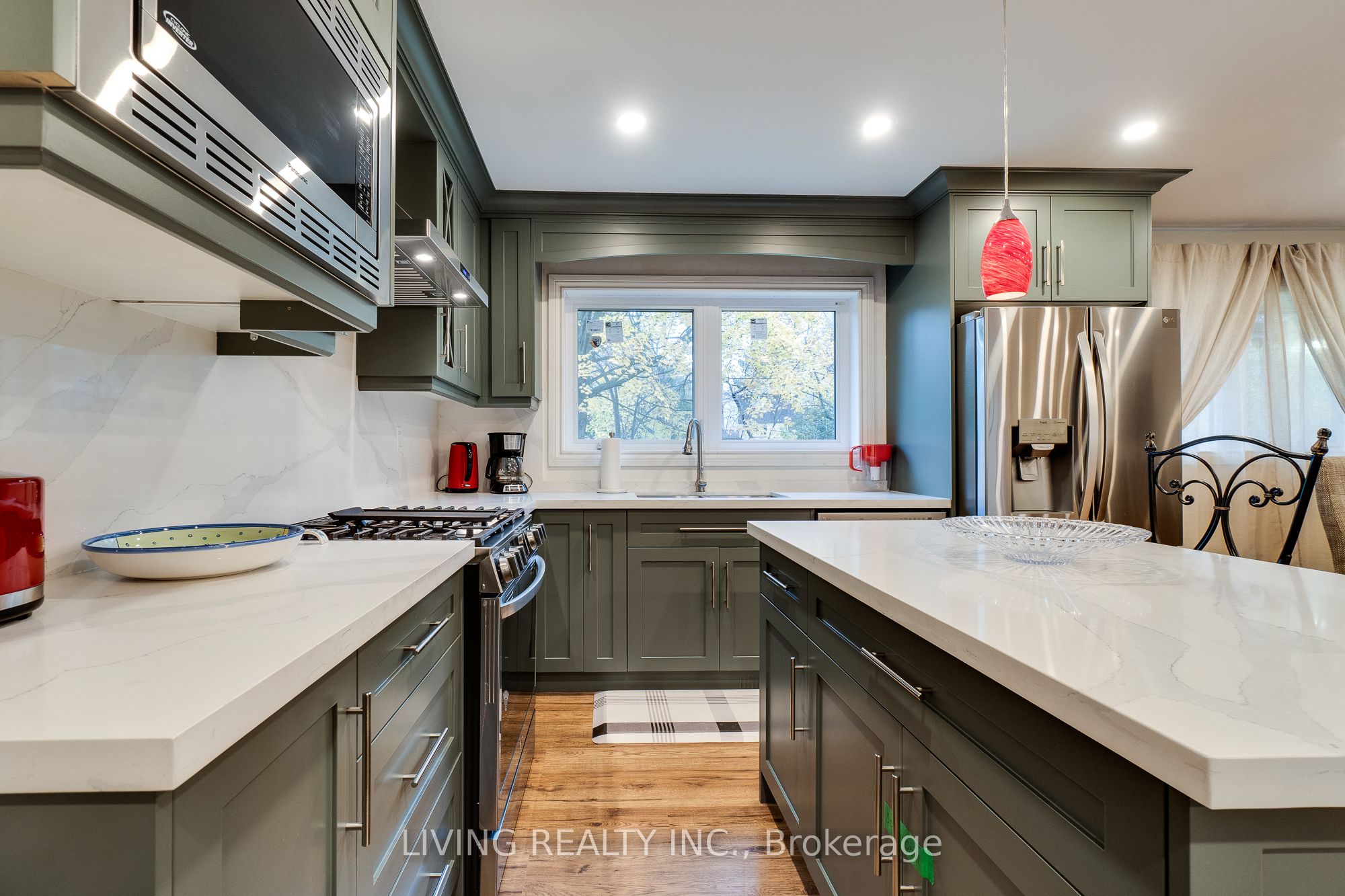 208 Glen Oak Drive