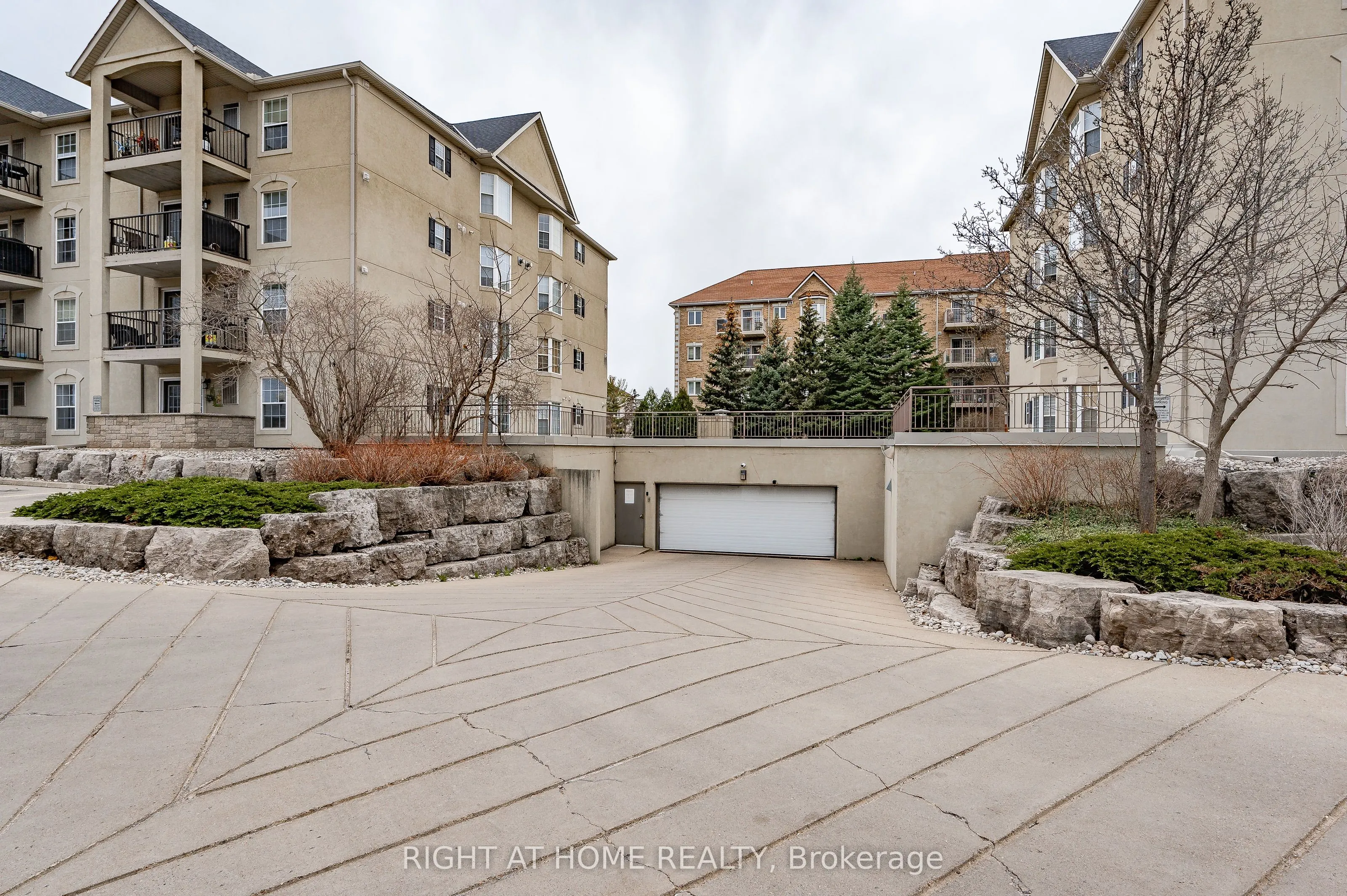 1451 Walker's Line, #315