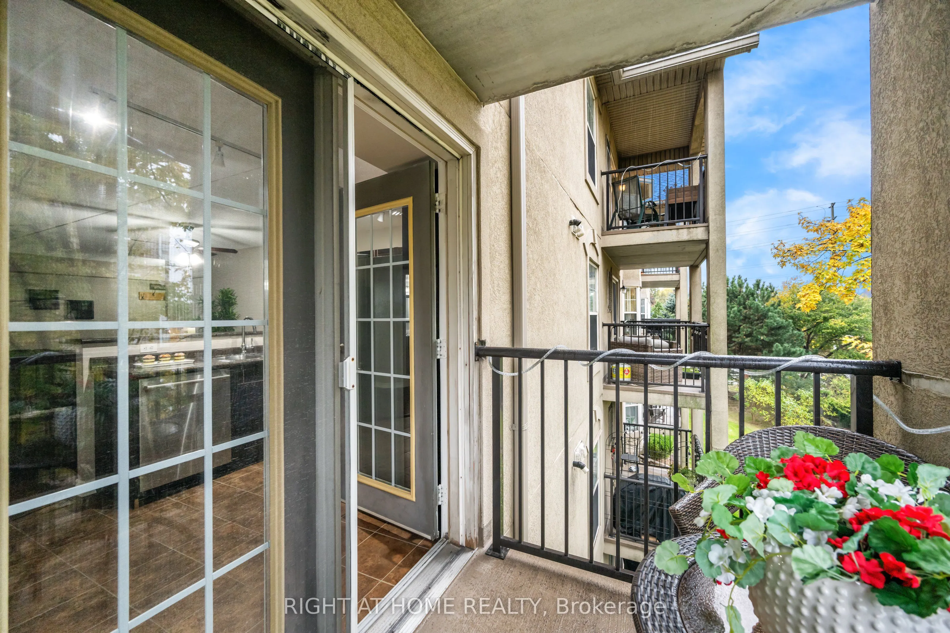 1451 Walker's Line, #315