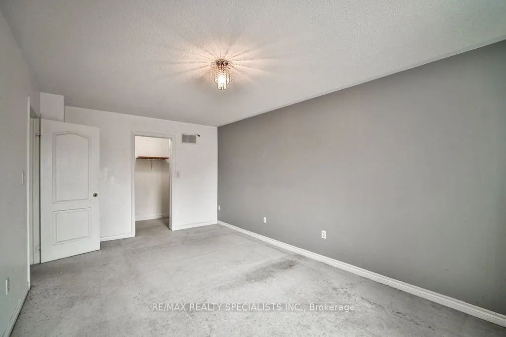 17 Pathmaster Road