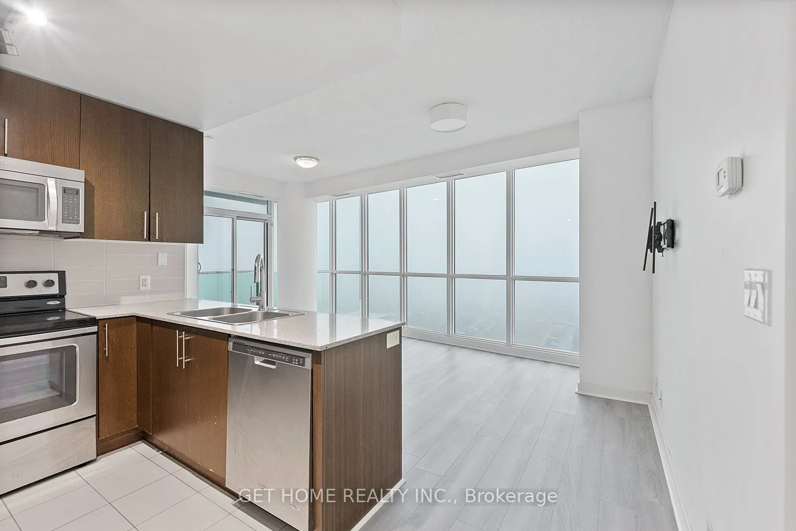 3985 Grand Park Drive #2005