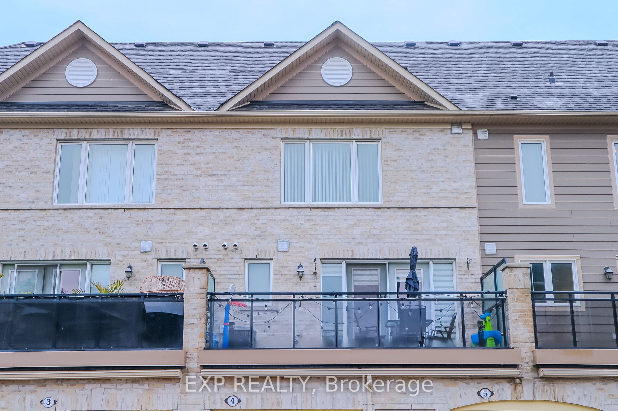 60 Fairwood Circle, #4