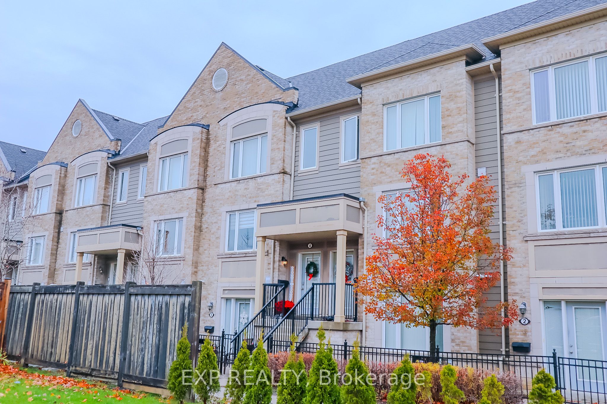60 Fairwood Circle, #4