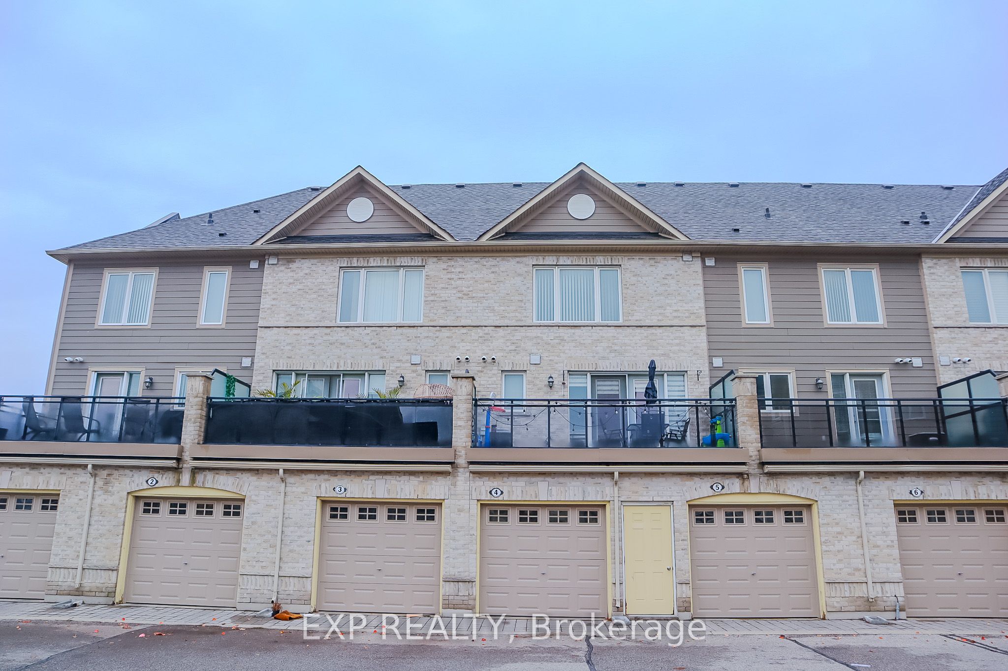 60 Fairwood Circle, #4