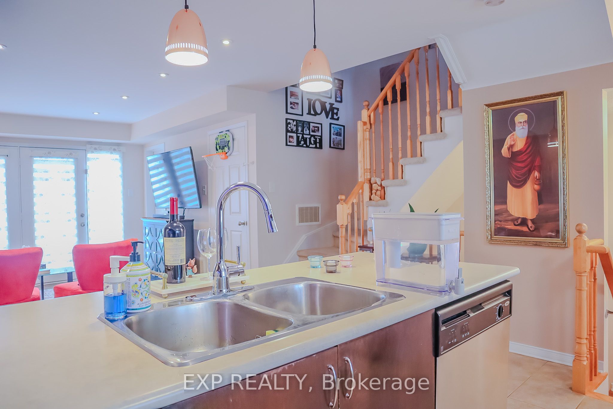 60 Fairwood Circle, #4