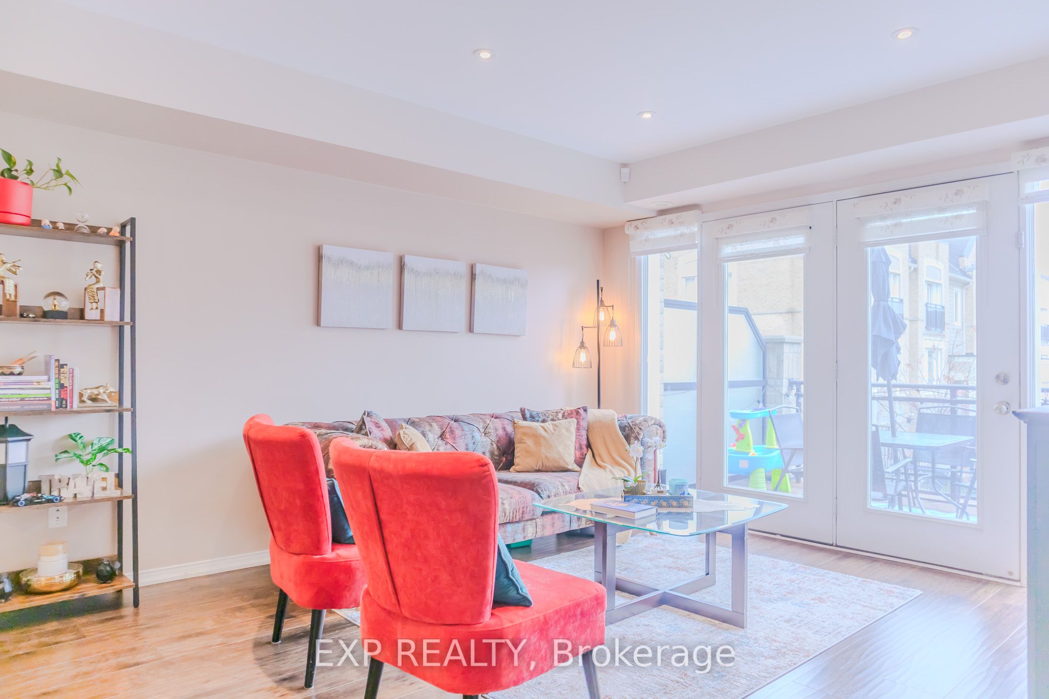 60 Fairwood Circle, #4