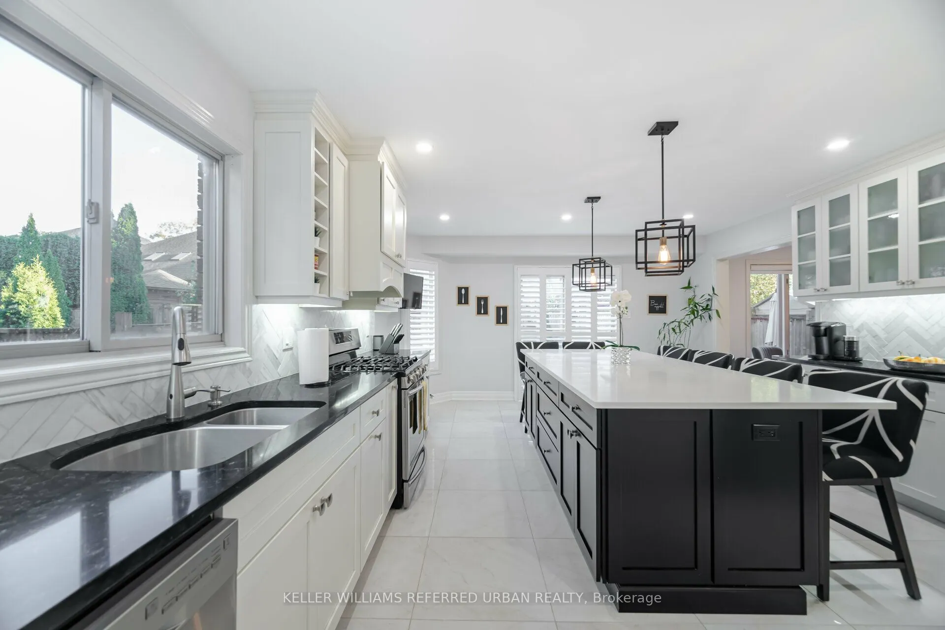 522 Larkspur Lane