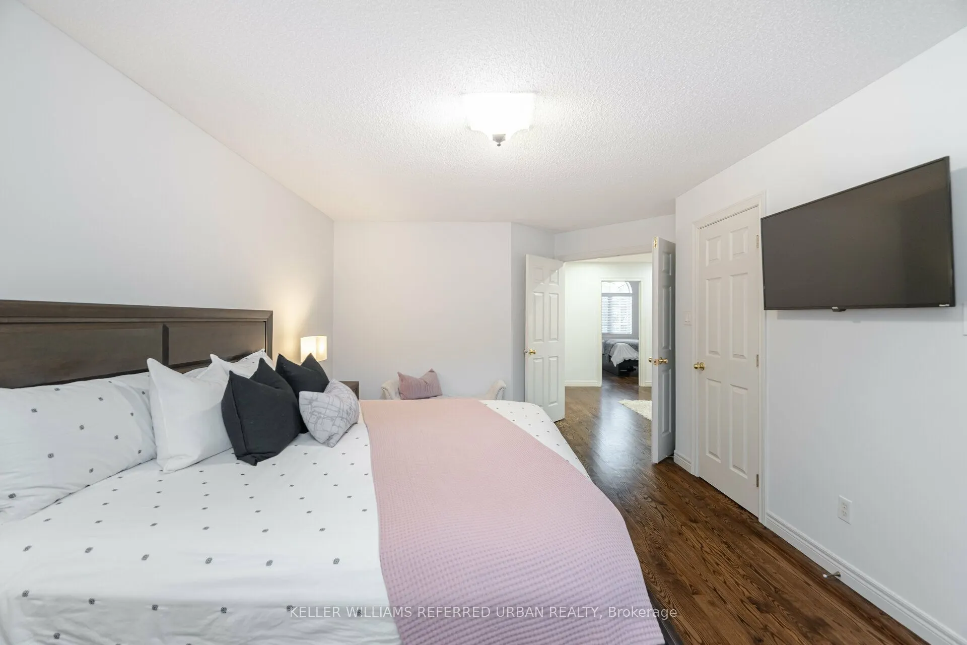 522 Larkspur Lane
