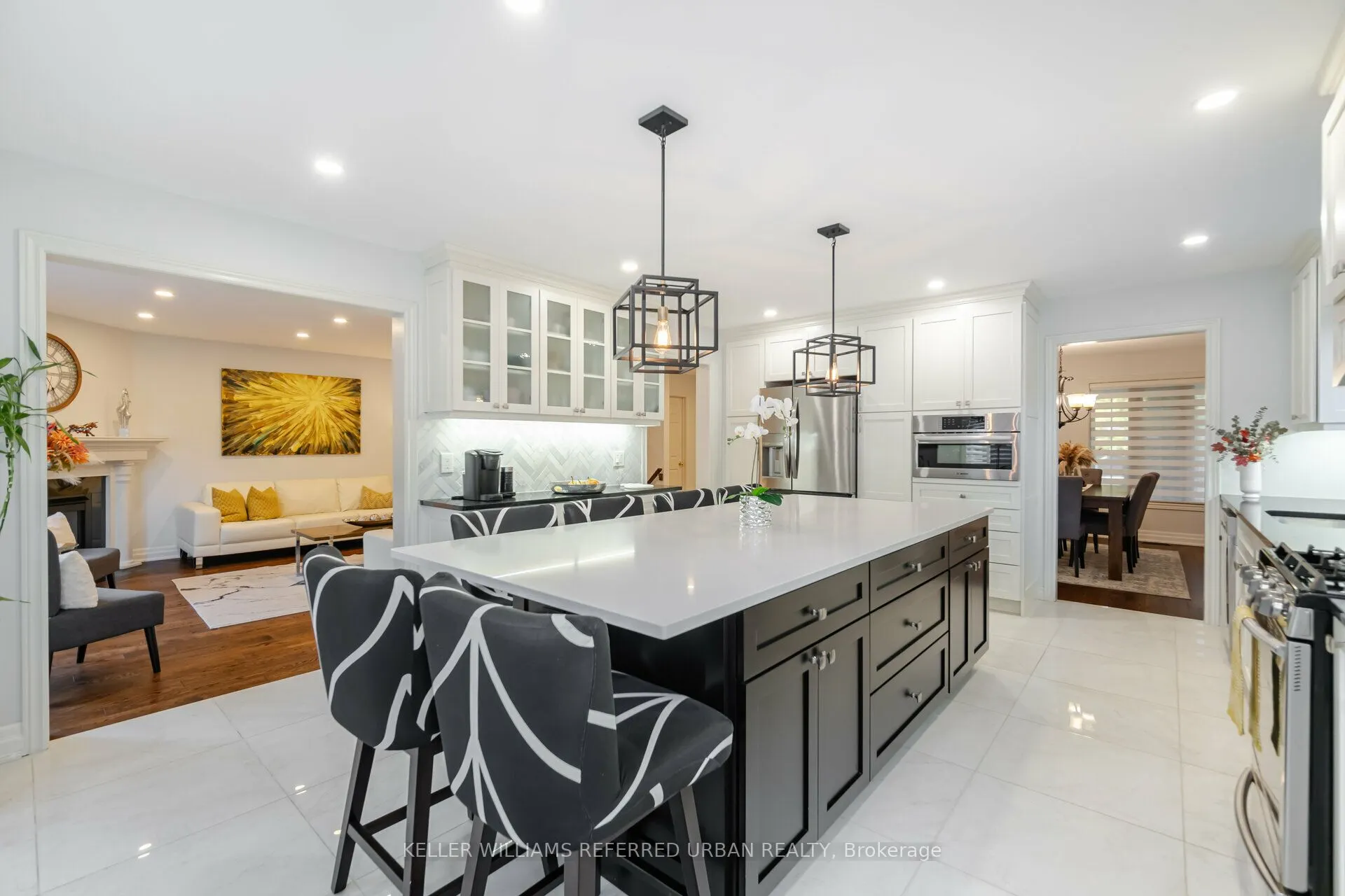 522 Larkspur Lane