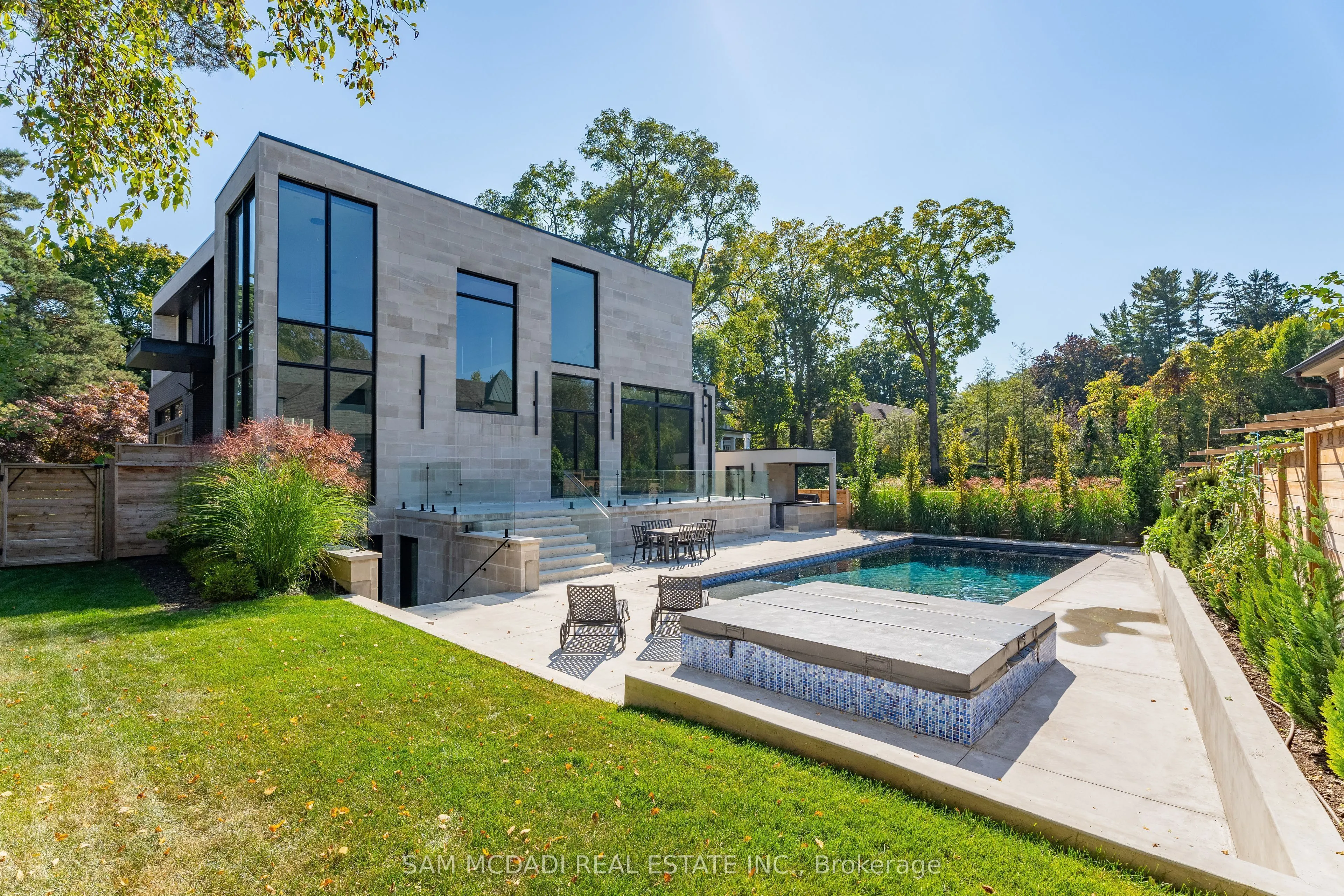 112 Elton Park Road