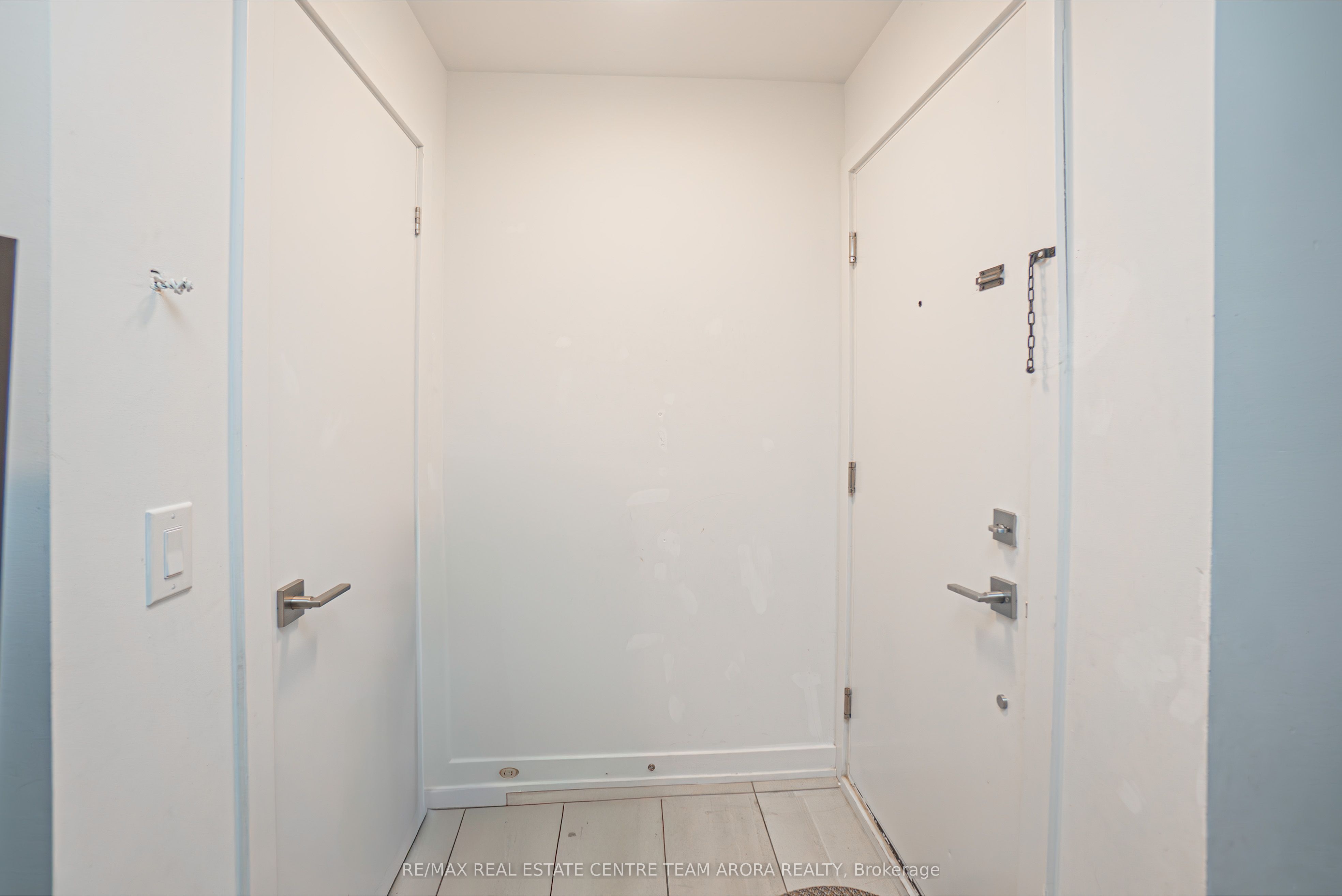 165 Veterans Drive, #5