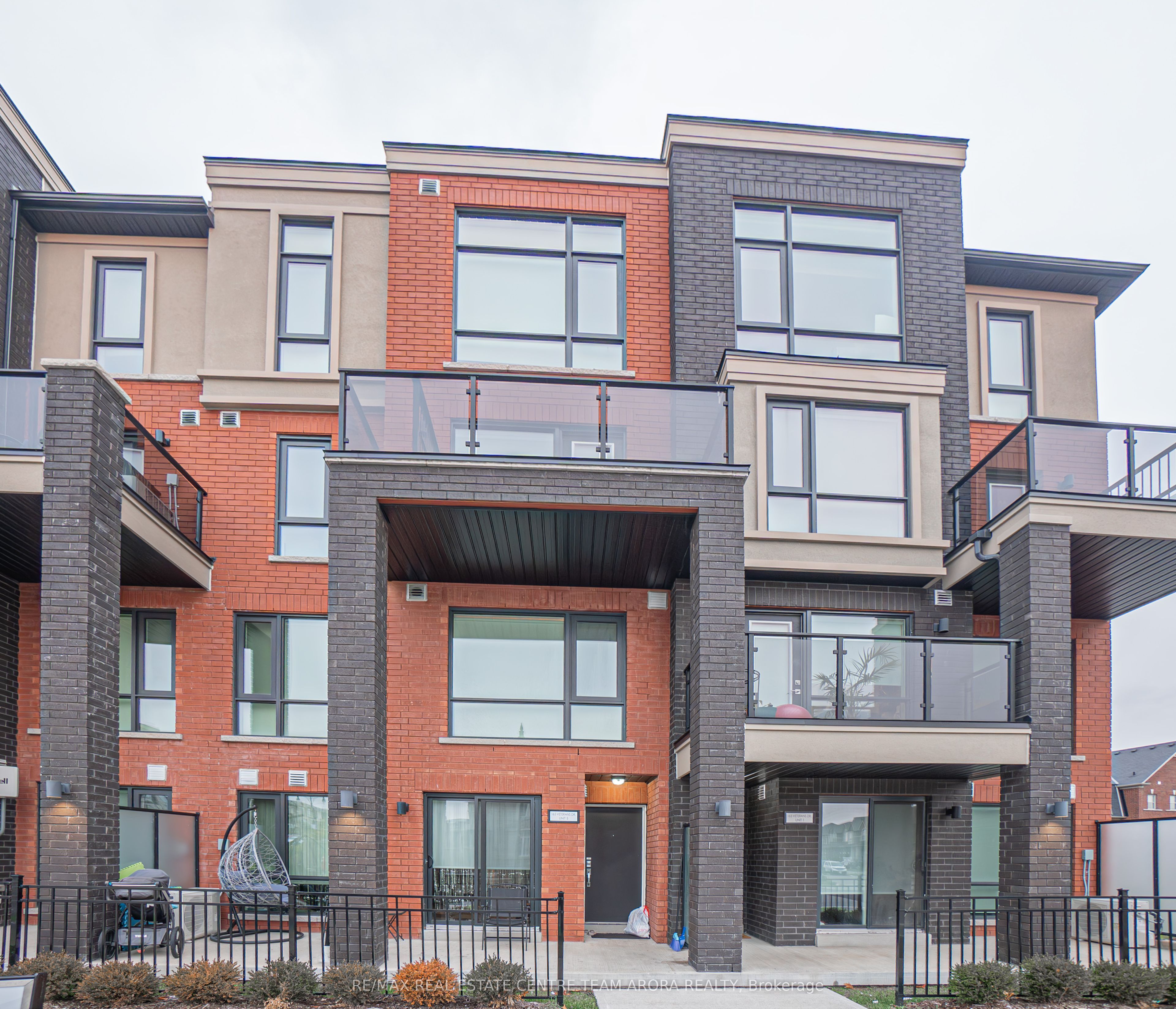 165 Veterans Drive, #5