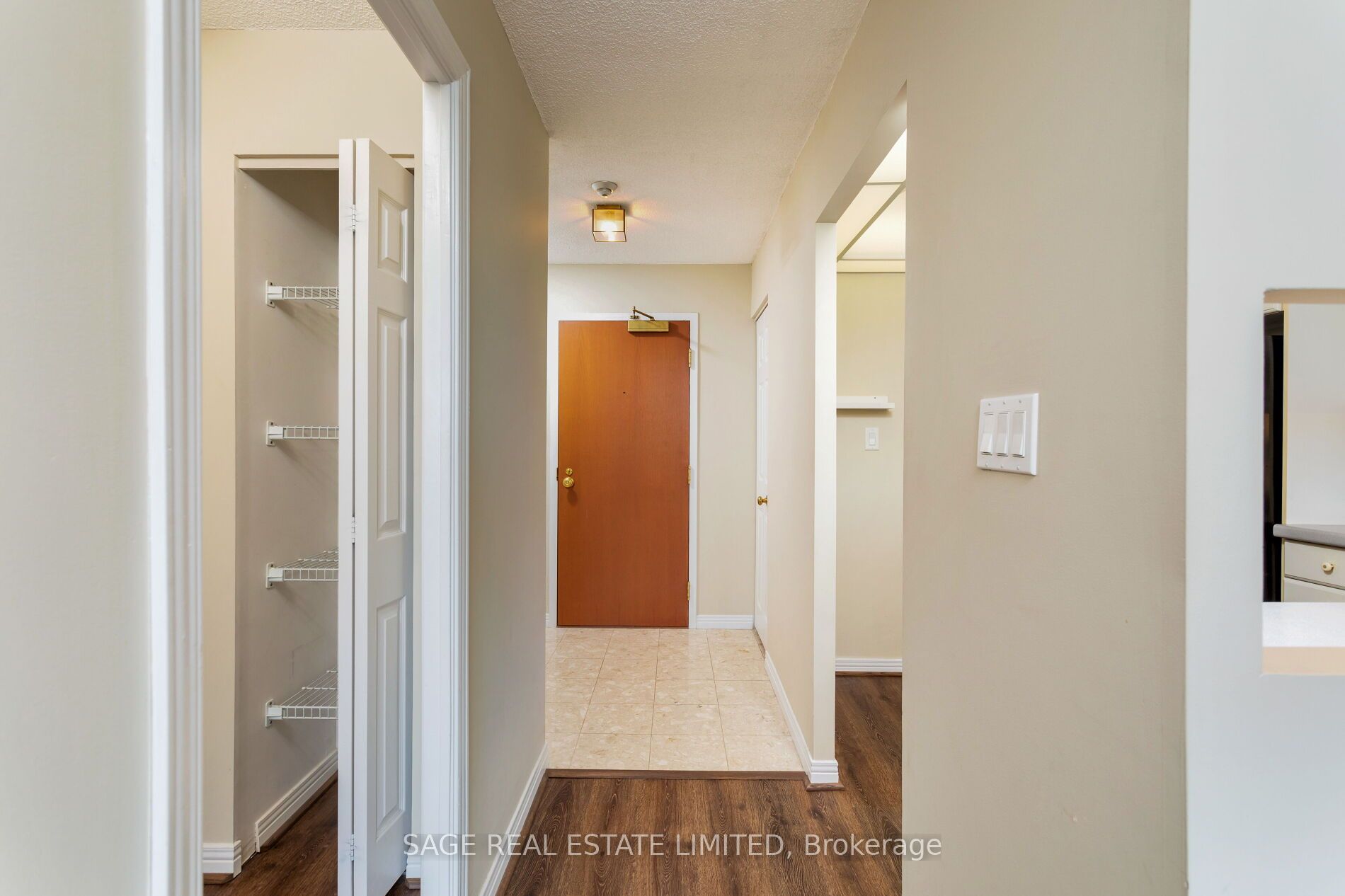 1 Aberfoyle Crescent, #807