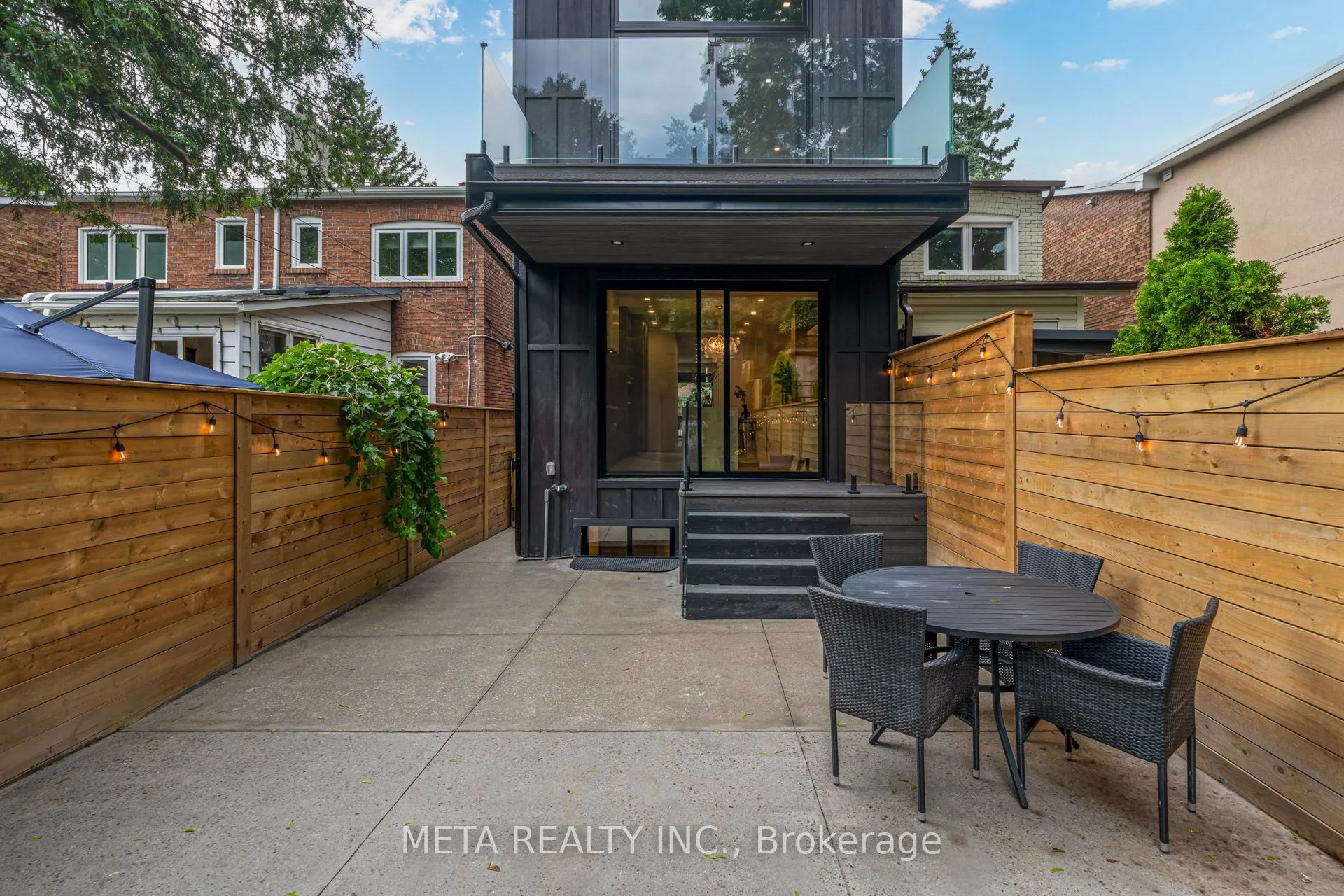 343 Indian Grove