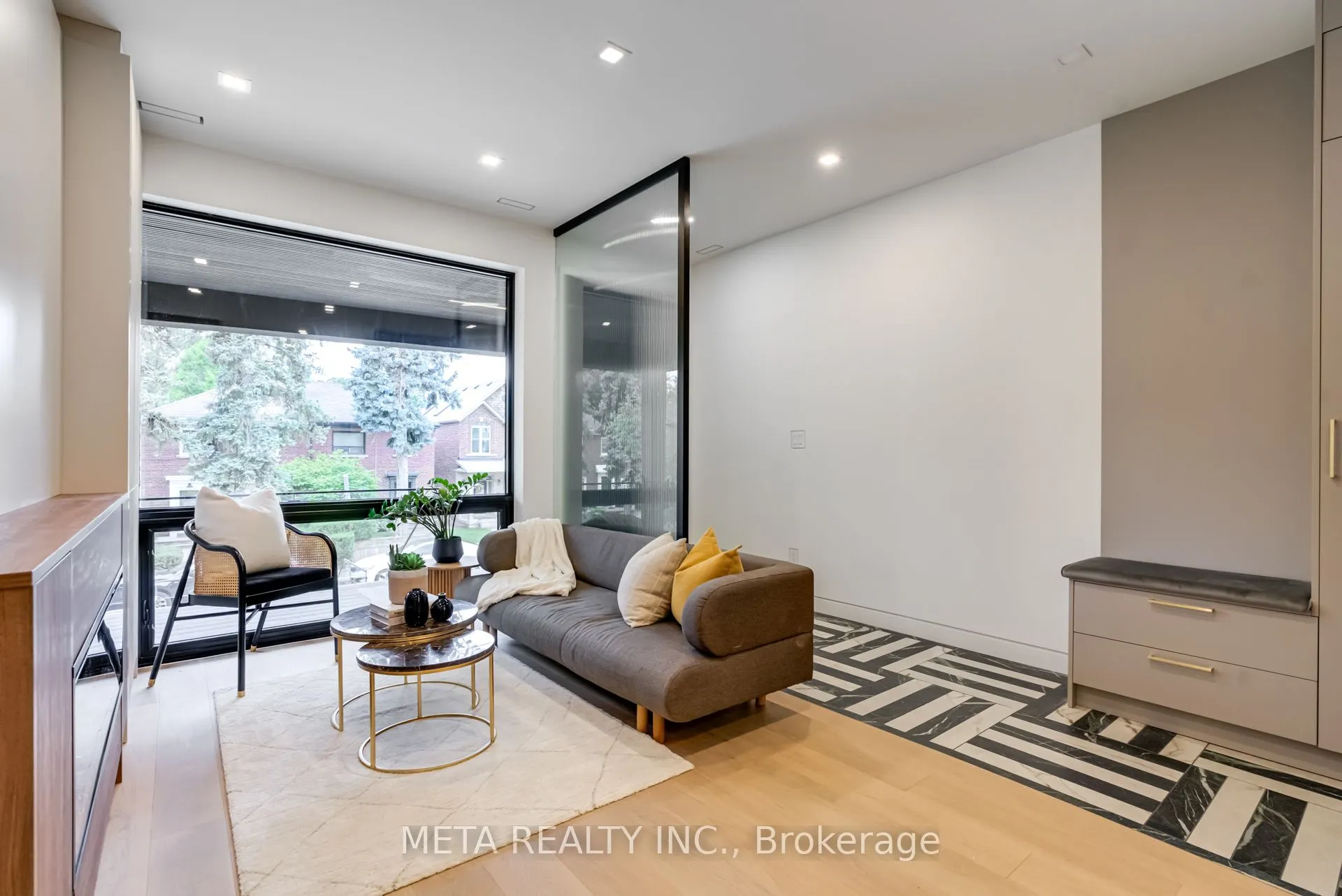 343 Indian Grove
