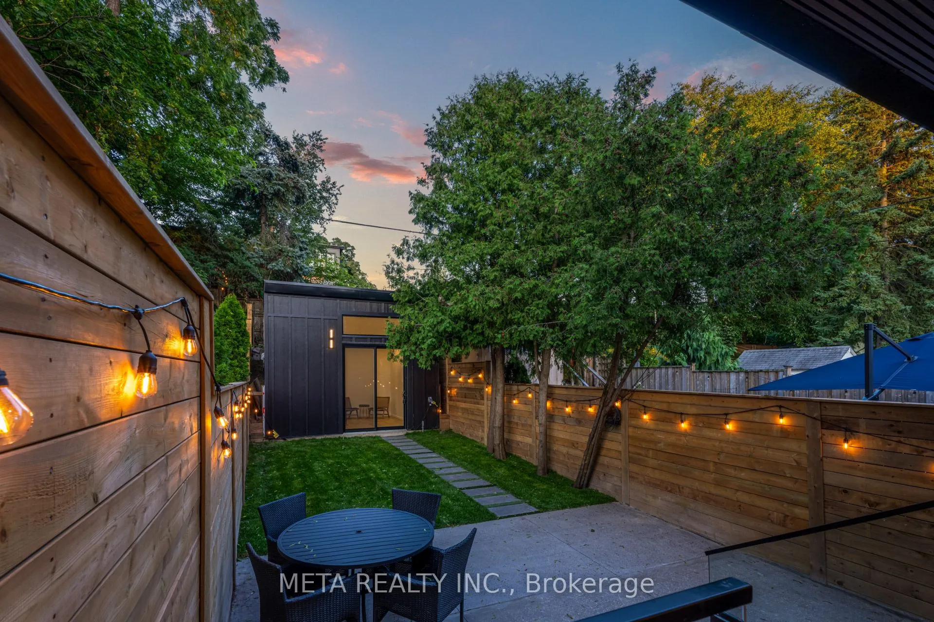 343 Indian Grove