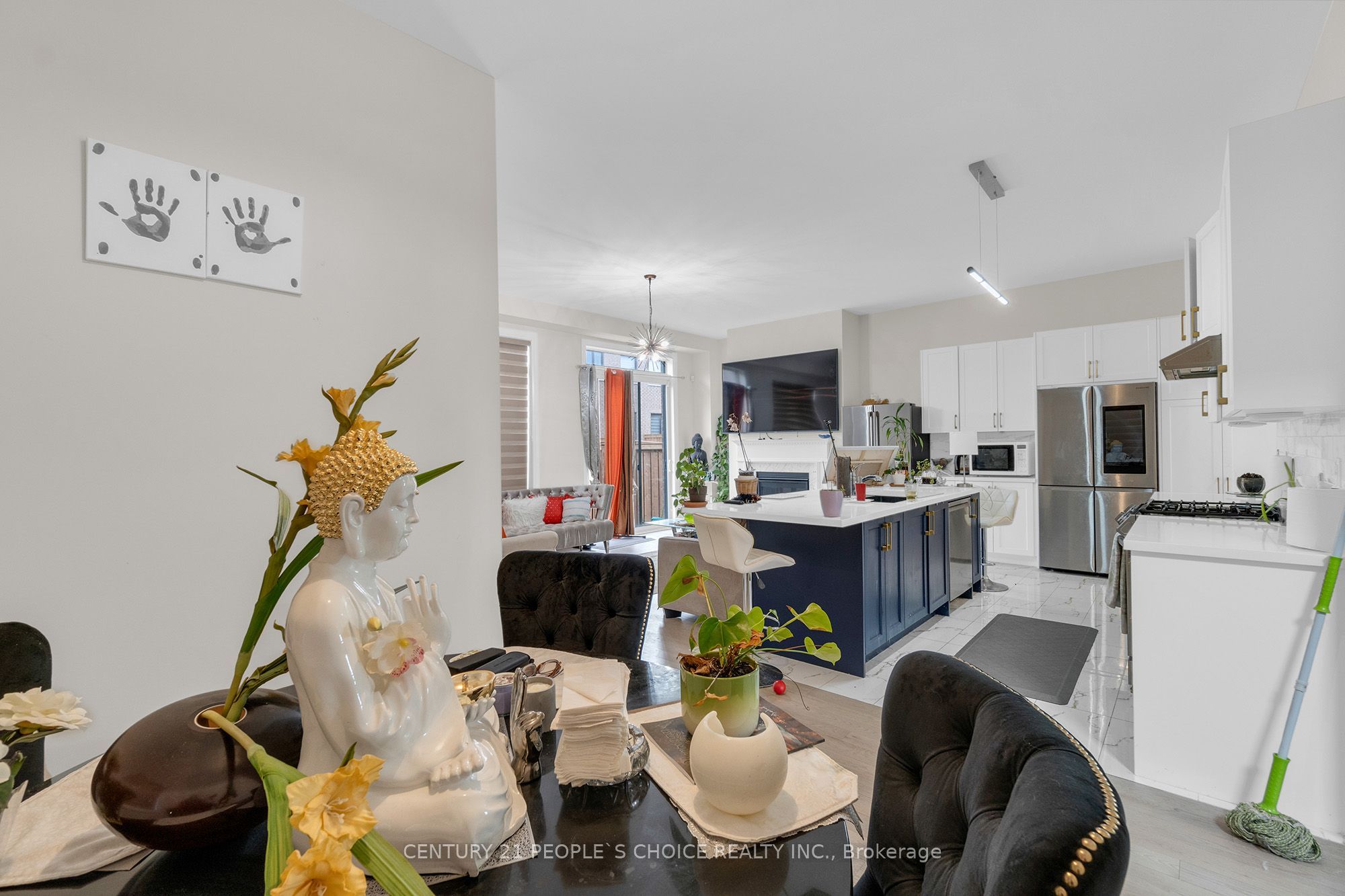 10 Tweedhill Avenue