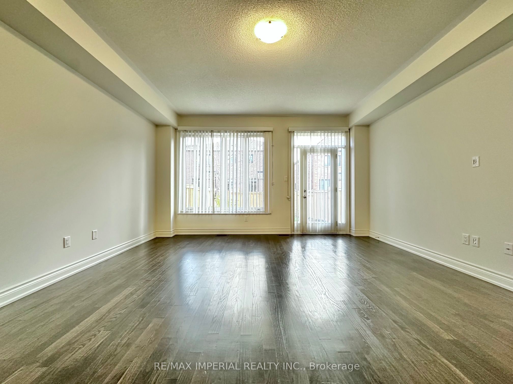 17 Brushwood Drive