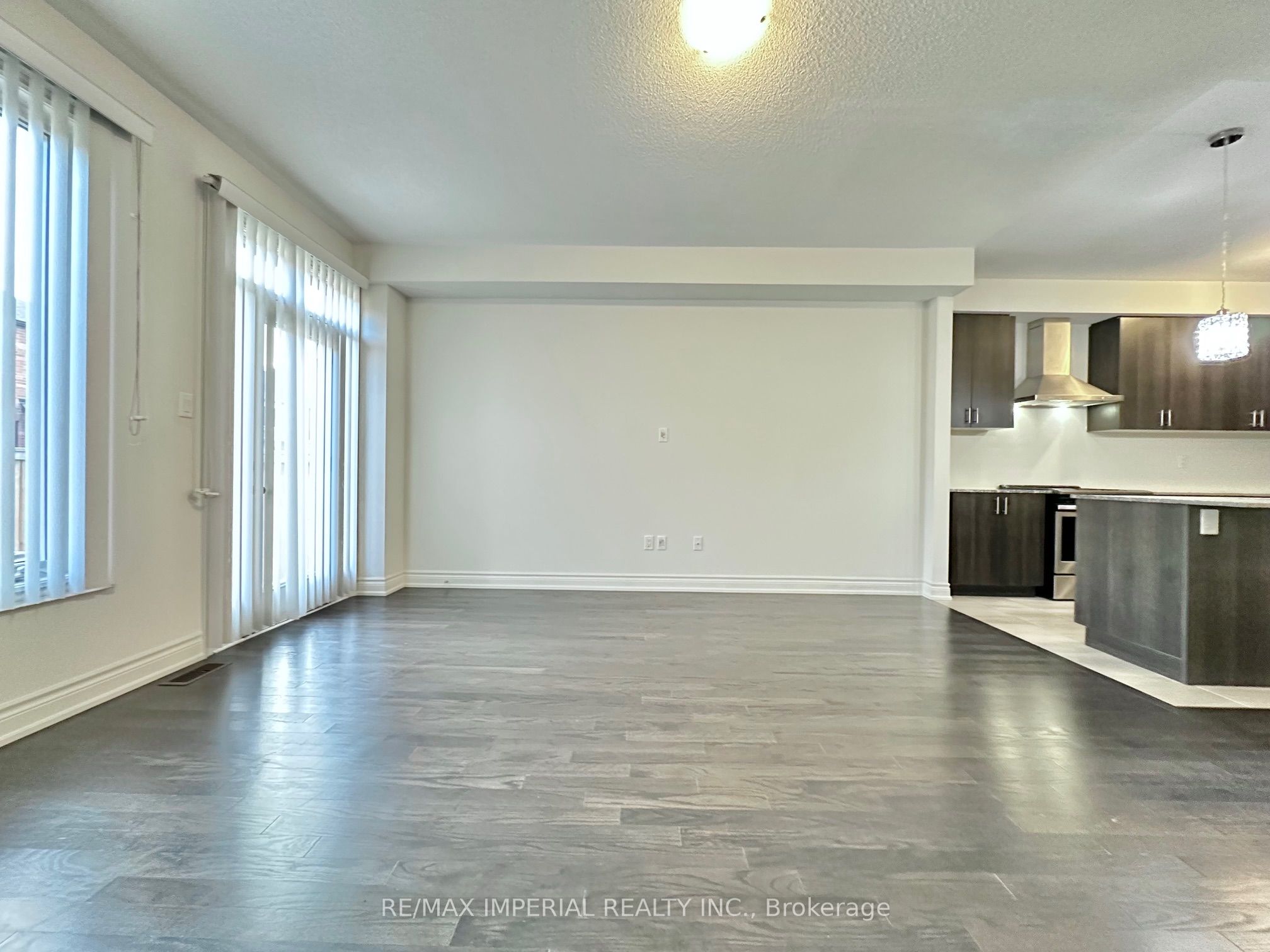 17 Brushwood Drive