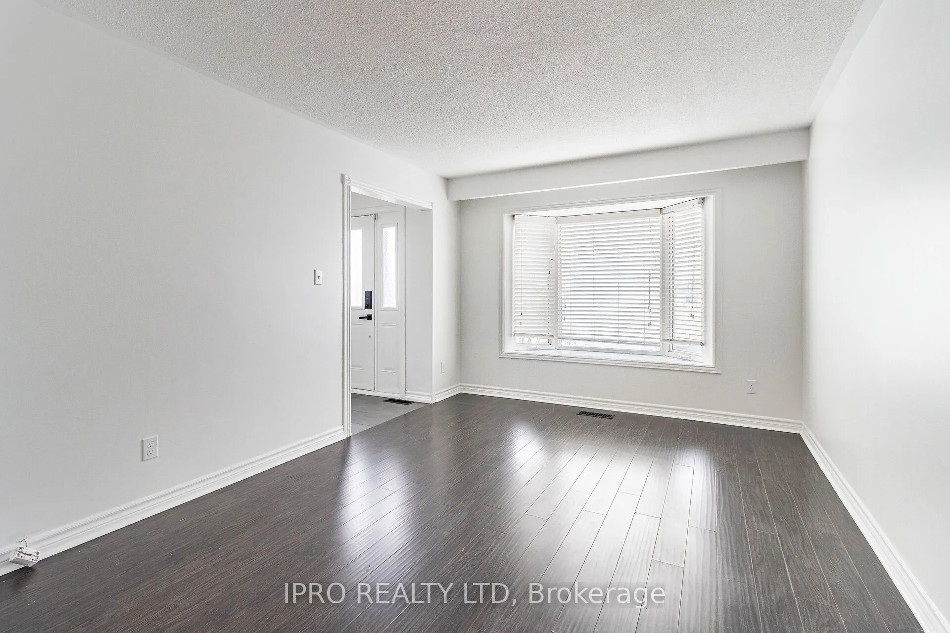 7646 Priory Crescent