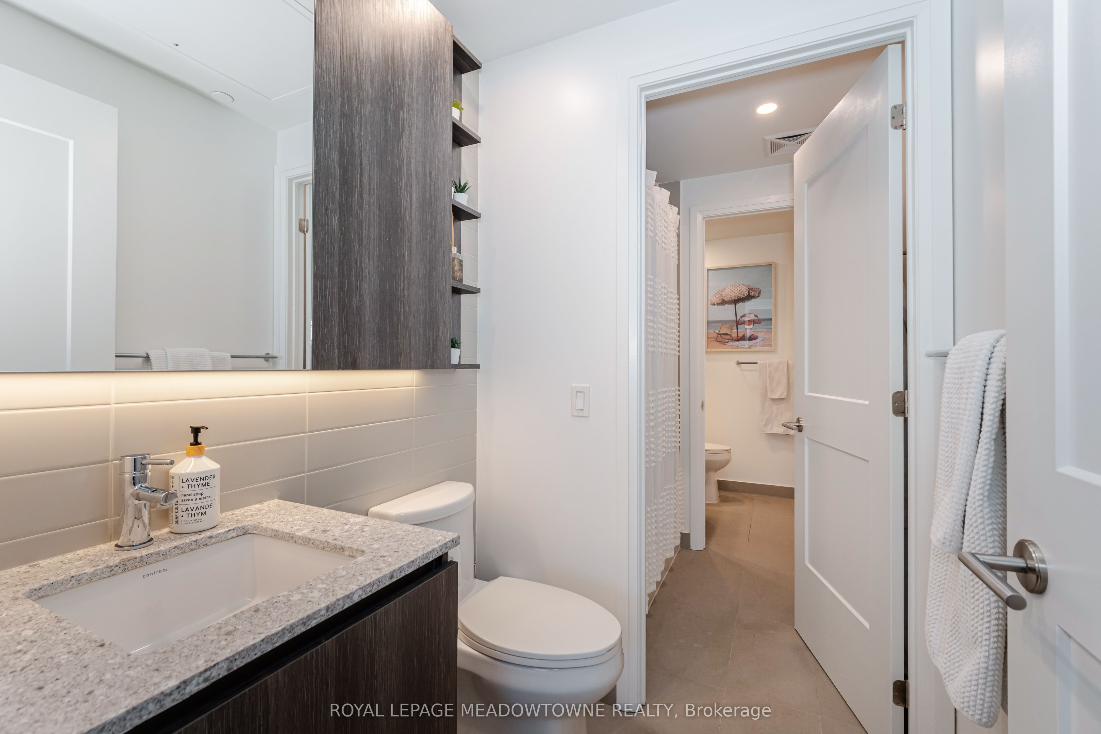 21 Park Street E, #616