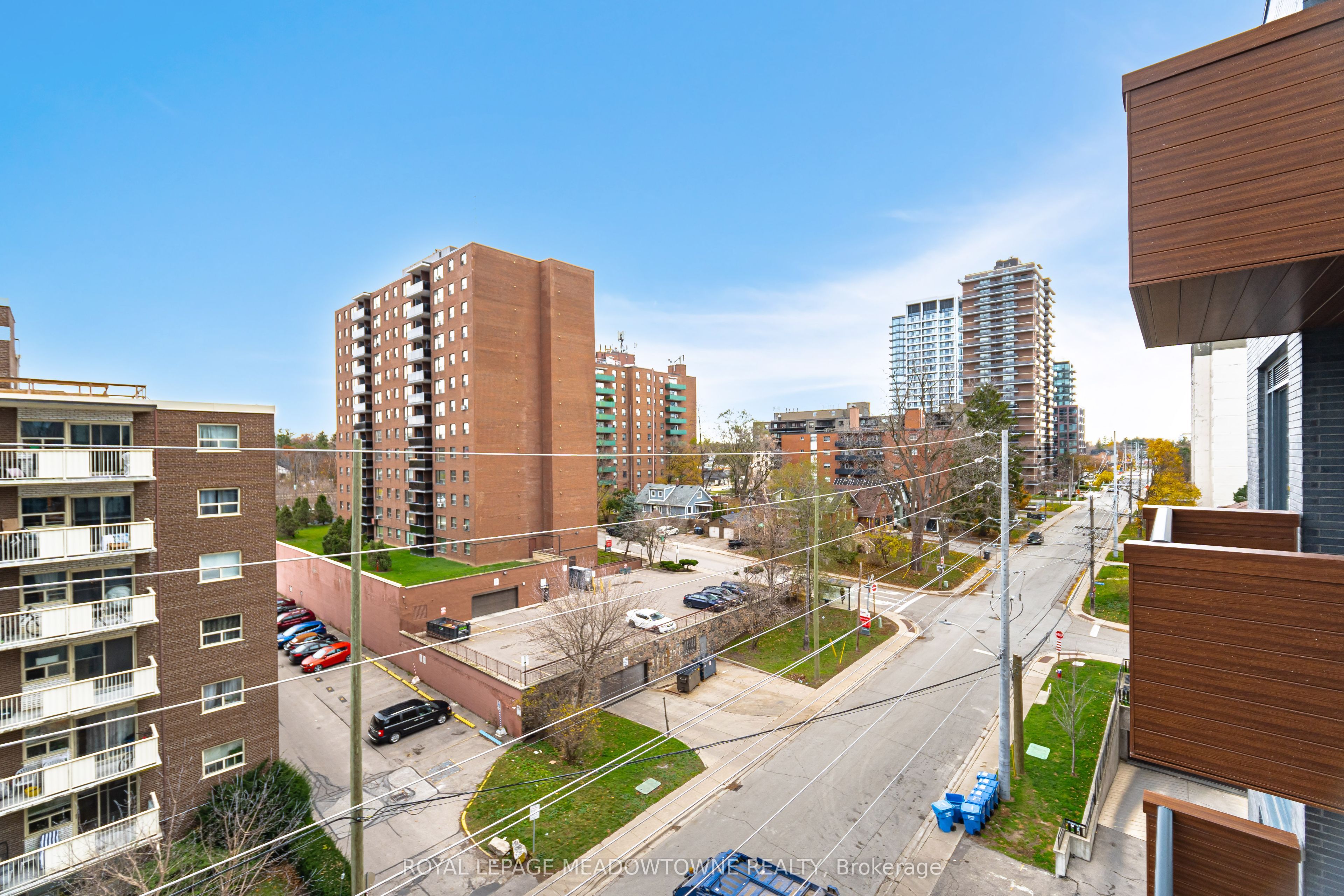 21 Park Street E, #616