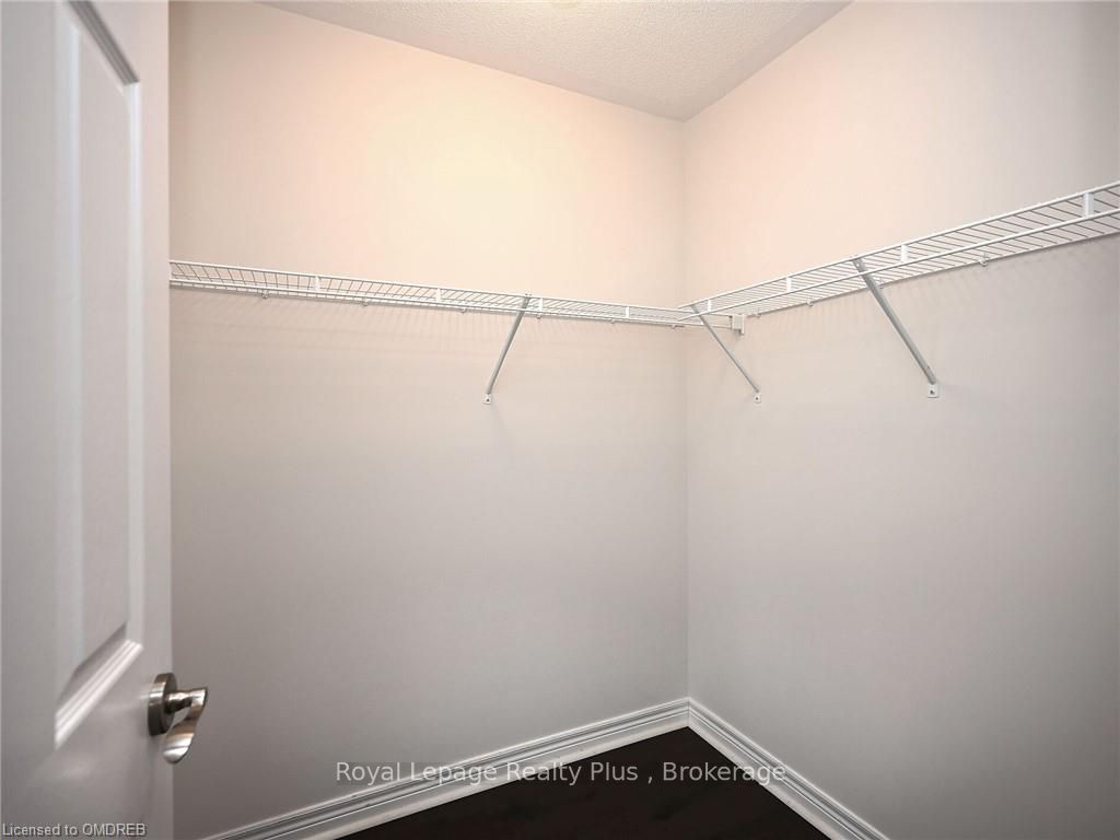 2280 BARONWOOD Drive, #90