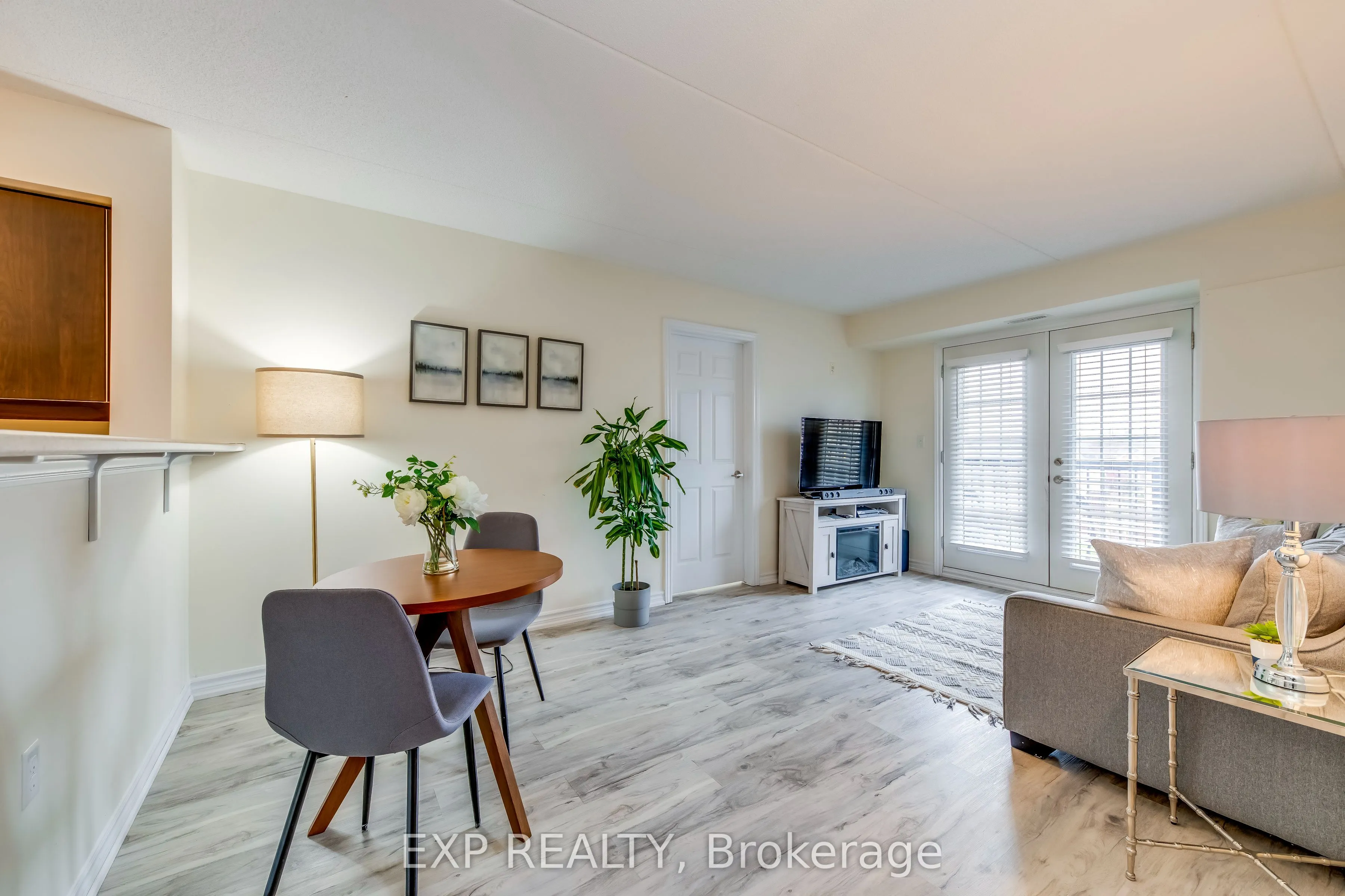 1380 Main Street E, #309