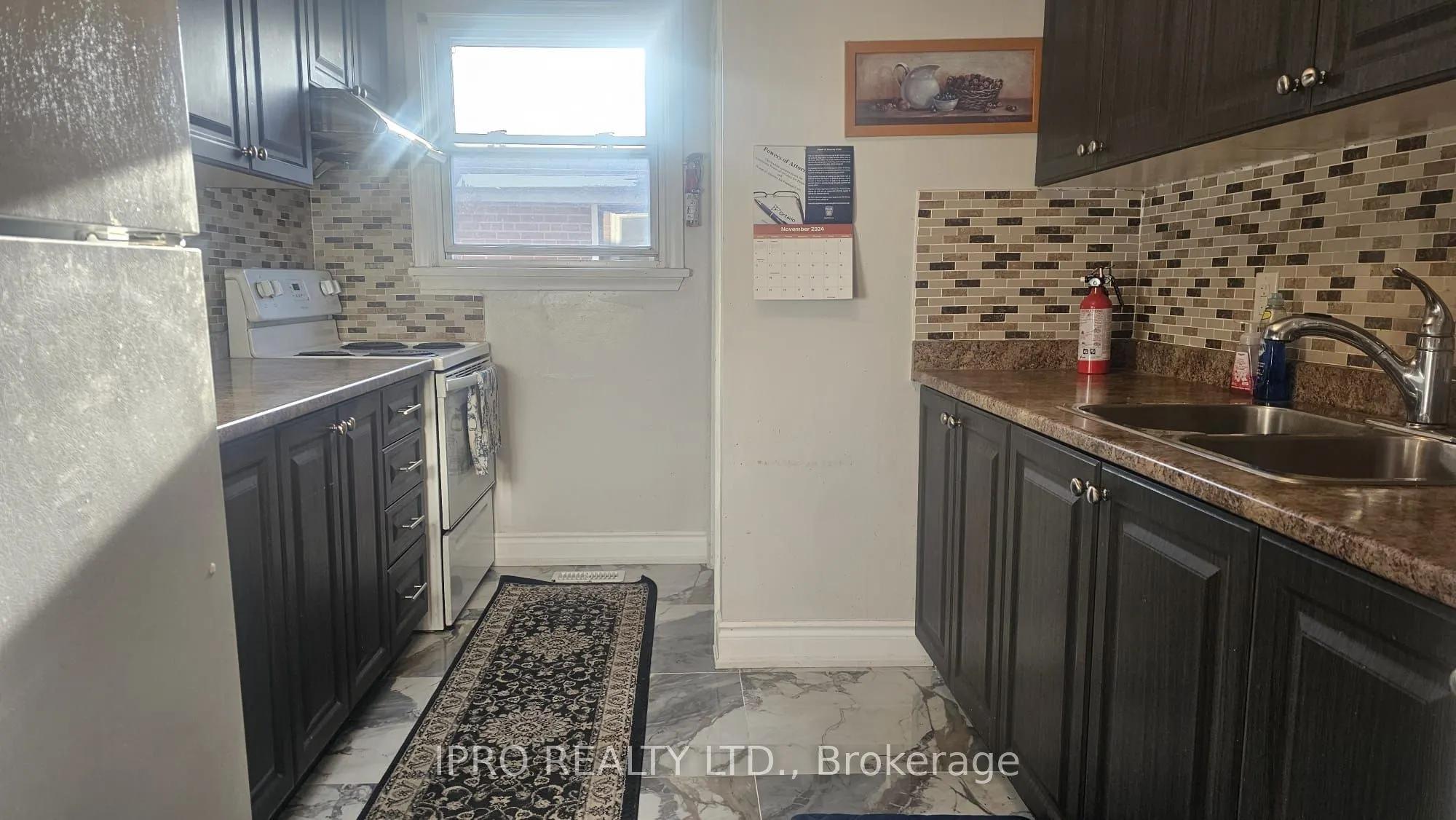 43 Corby Crescent