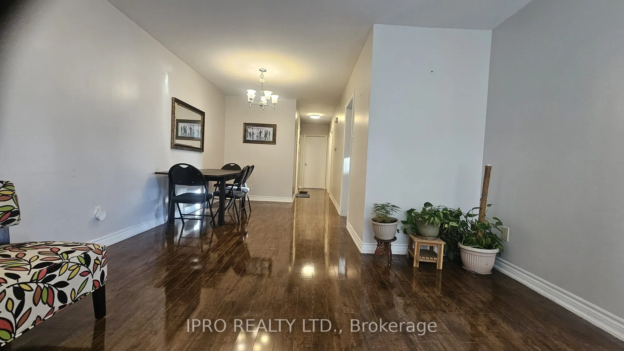 43 Corby Crescent